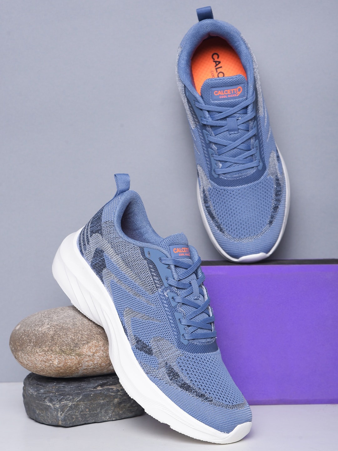 

Calcetto Men Textured Sneakers, Blue