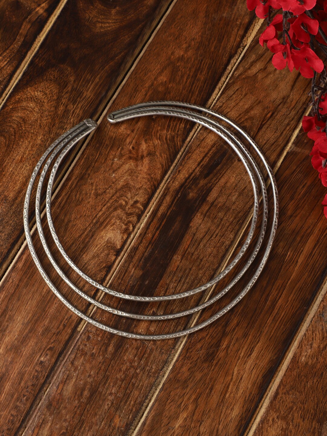 

VENI Brass Silver-Plated Necklace