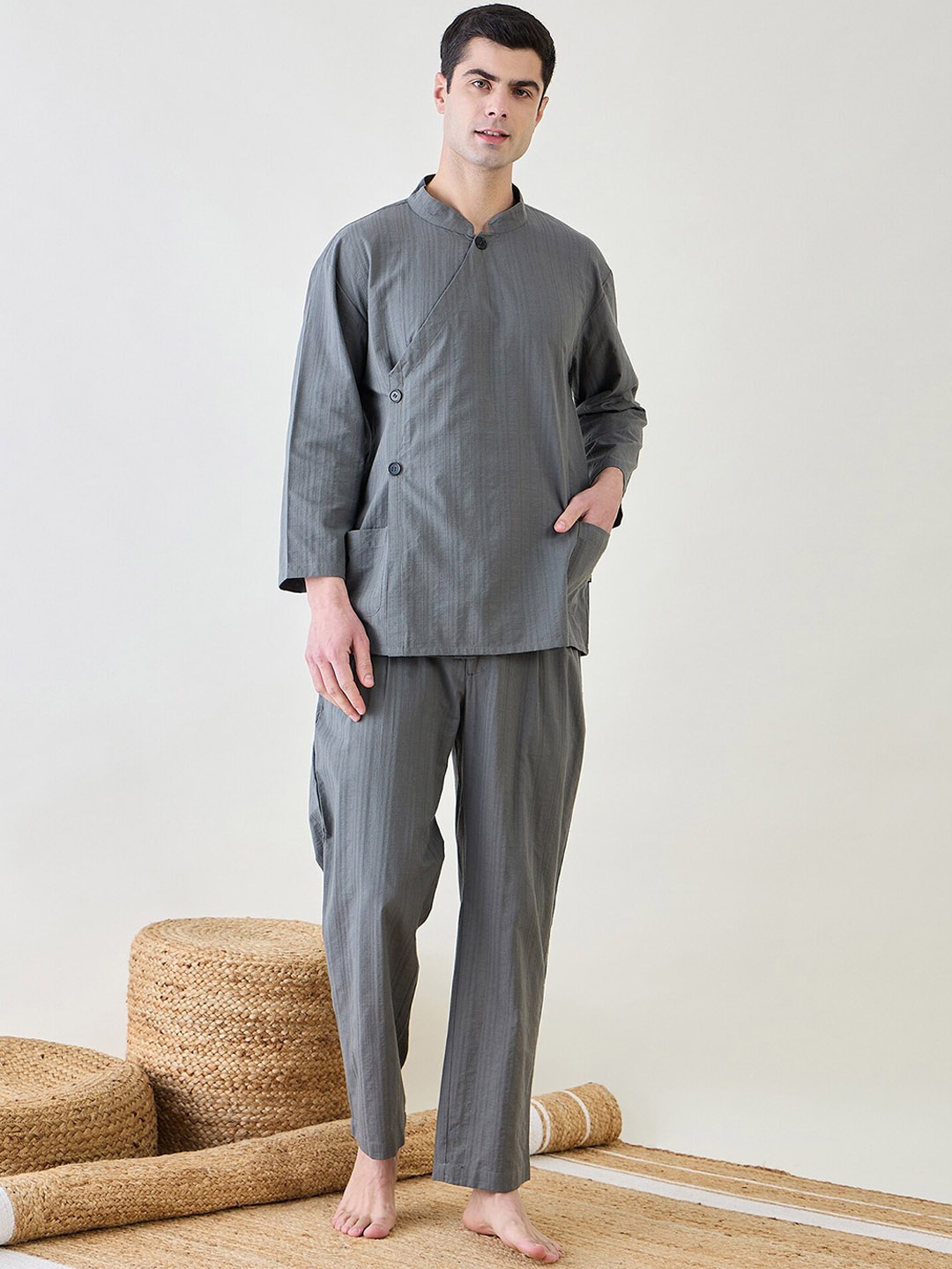 

The Kaftan Company Men Striped Night suit, Grey
