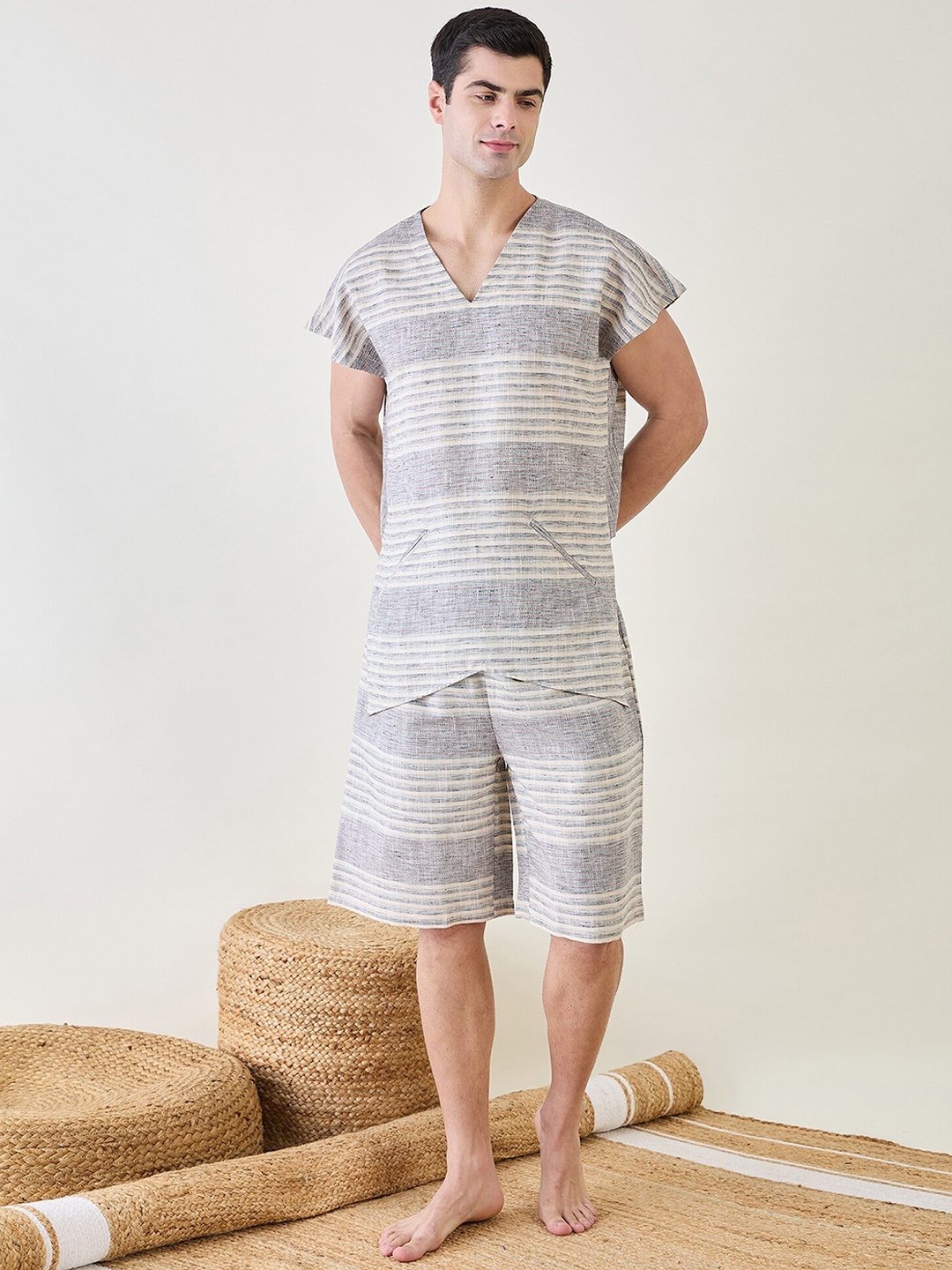 

The Kaftan Company Men Striped Night suit, Grey