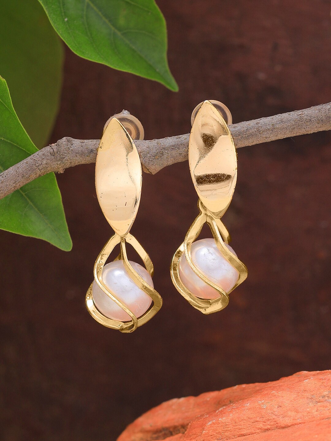 

Ayesha Gold-Plated Pearls Contemporary Drop Earrings
