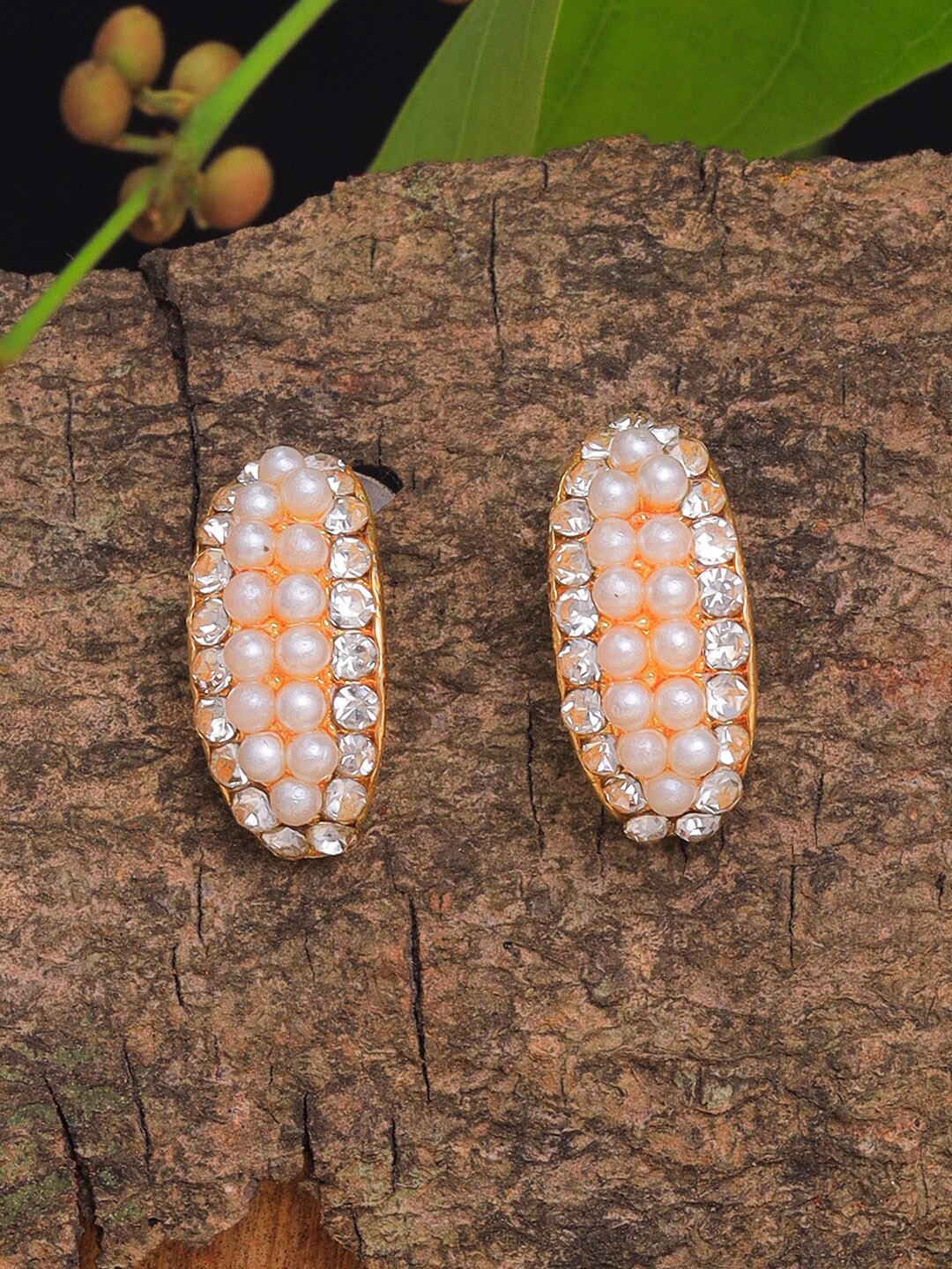 

Ayesha Gold-Plated Pearls Contemporary Studs Earrings