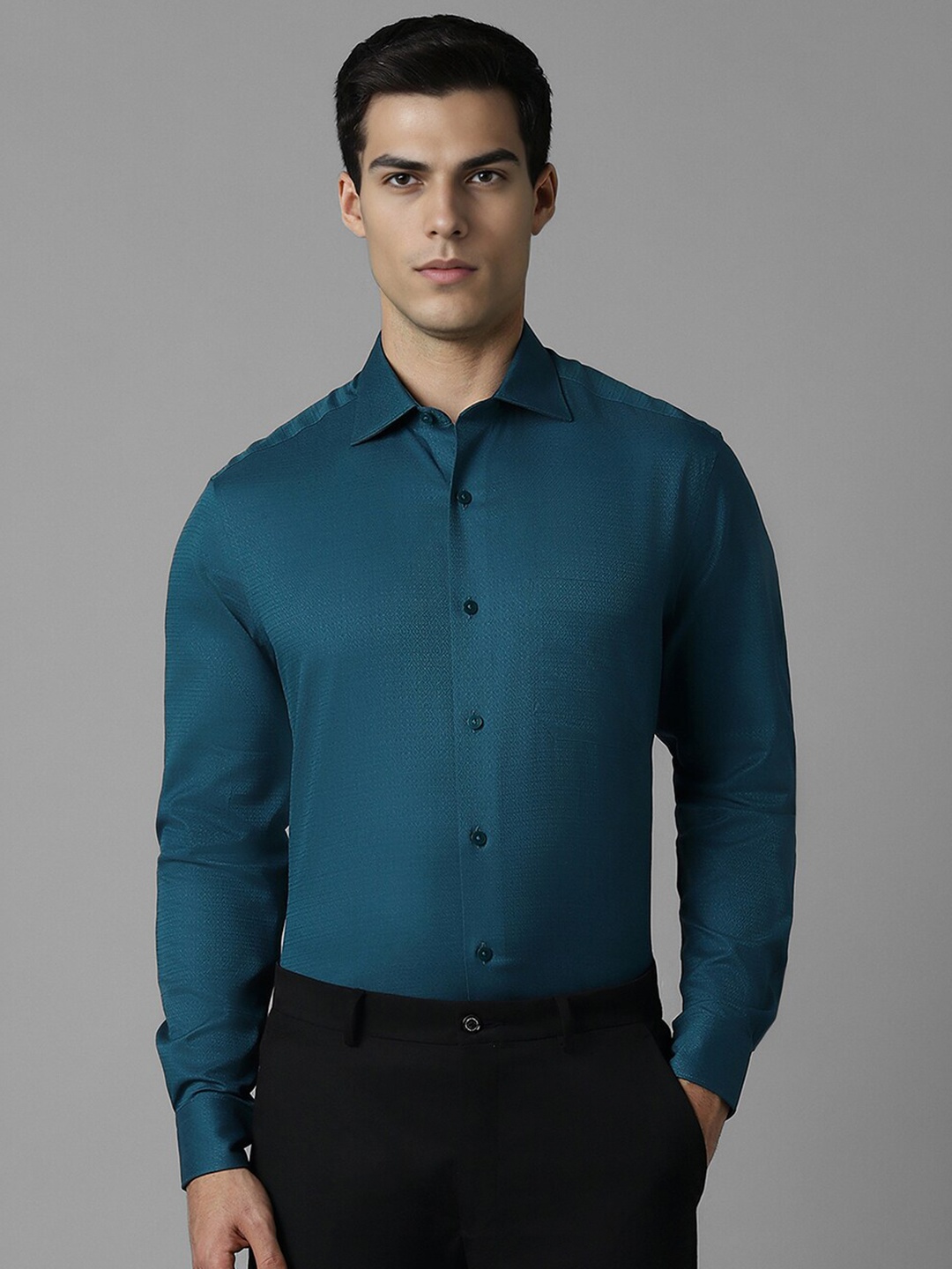 

Louis Philippe Men Opaque Formal Shirt, Green
