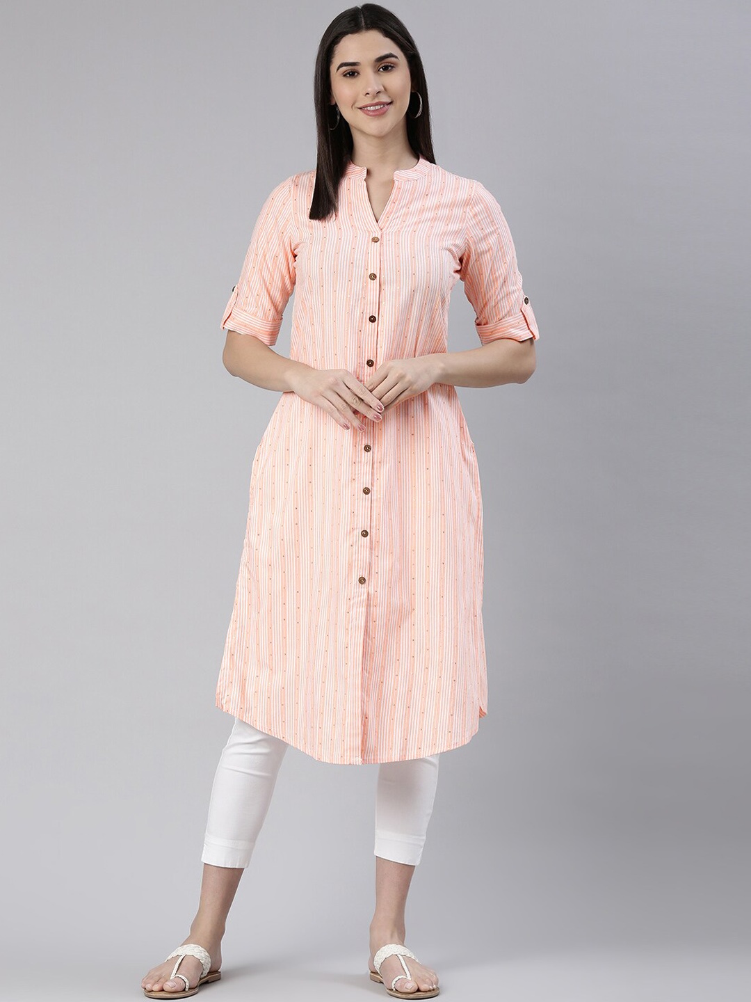 

KALINI Striped Mandarin Collar Sequinned Detailed Straight Kurta, Peach