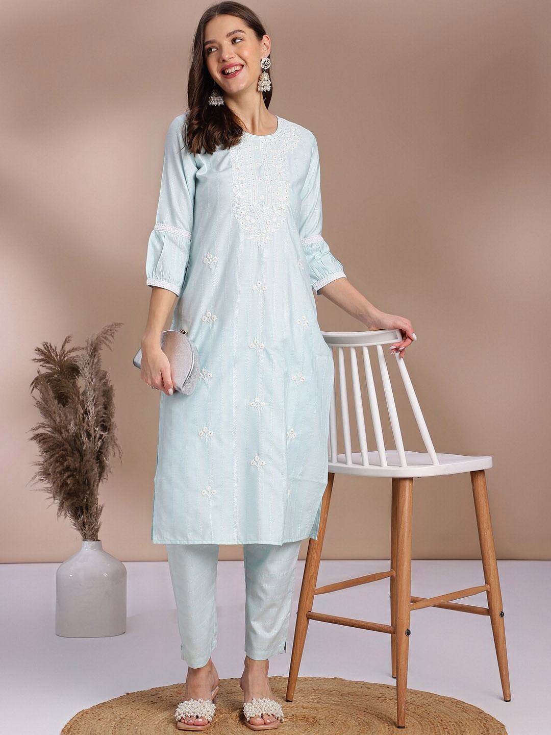 

Anouk Women Floral Embroidered Regular Thread Work Kurta with Trousers, Blue