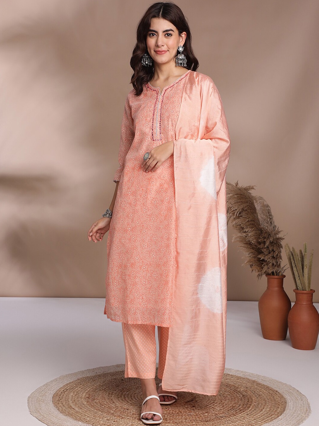 

Anouk Women Floral Printed Regular Mirror Work Chanderi Silk Kurta with Trousers & With Dupatta, Peach