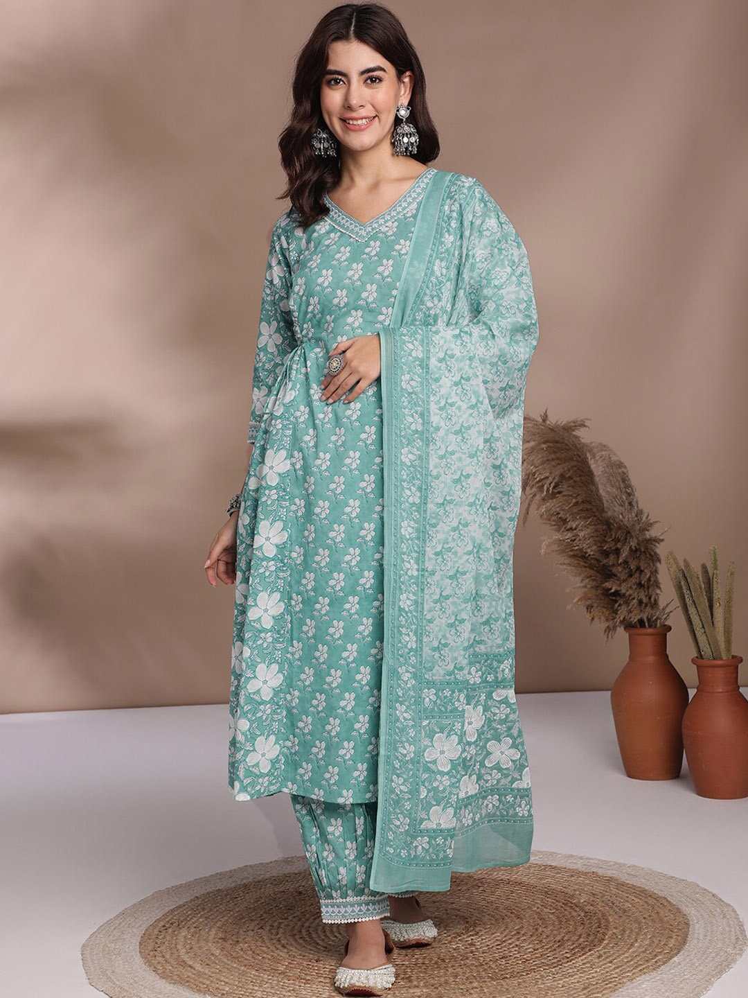 

Anouk Women Floral Printed Regular Pure Cotton Kurta with Trousers & With Dupatta, Blue