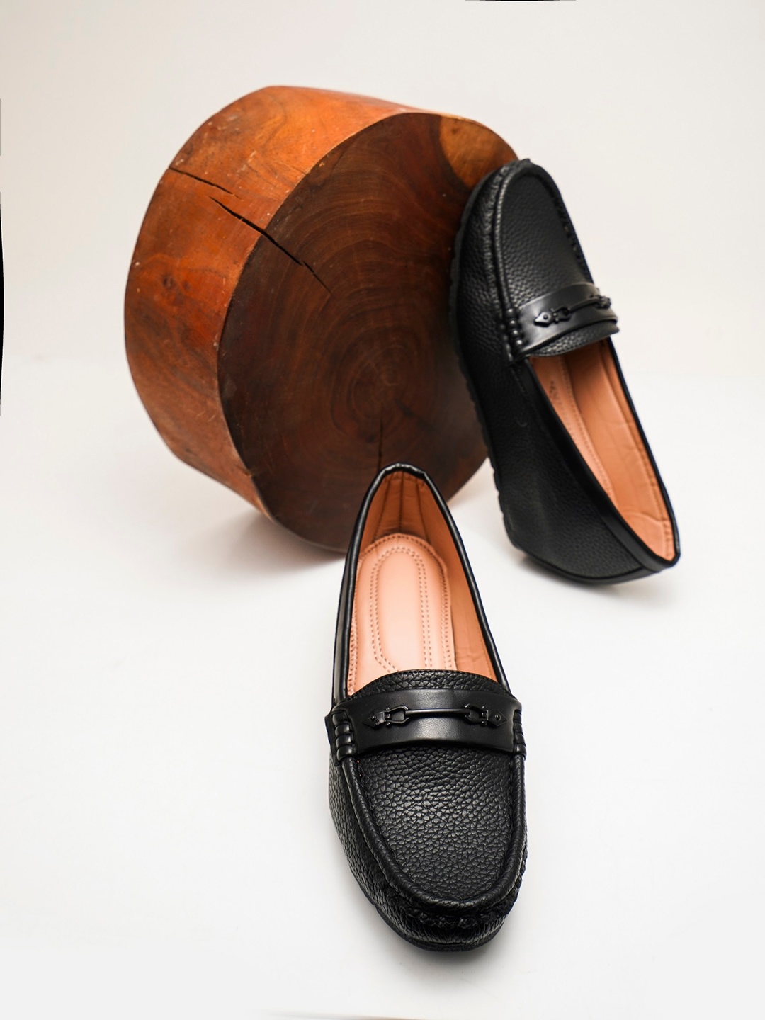 

Try Me Women Textured Wedge Pumps, Black
