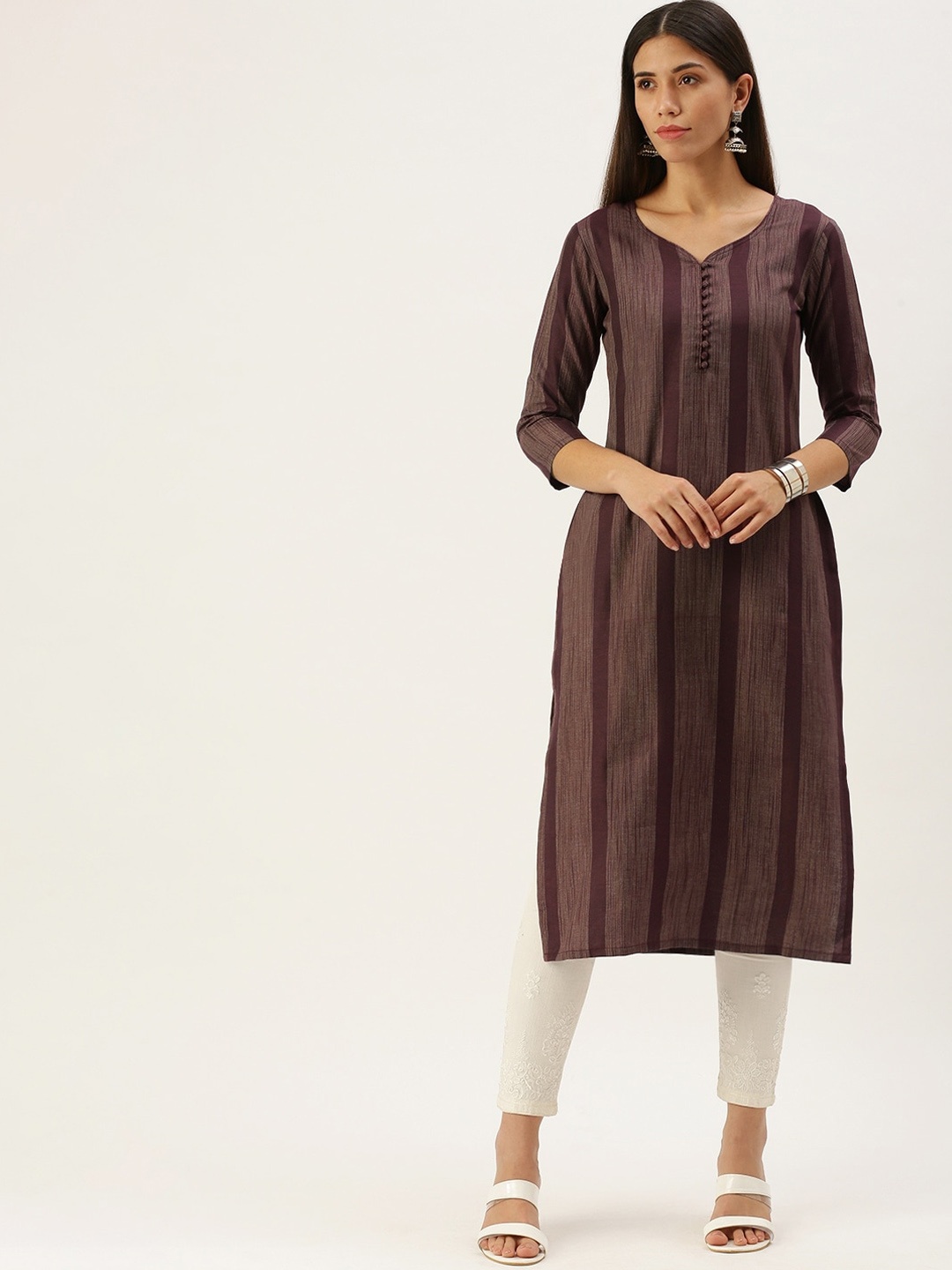 

HRITIKA Striped Printed Notched Neck Three Quarter Sleeves Straight Kurta, Magenta