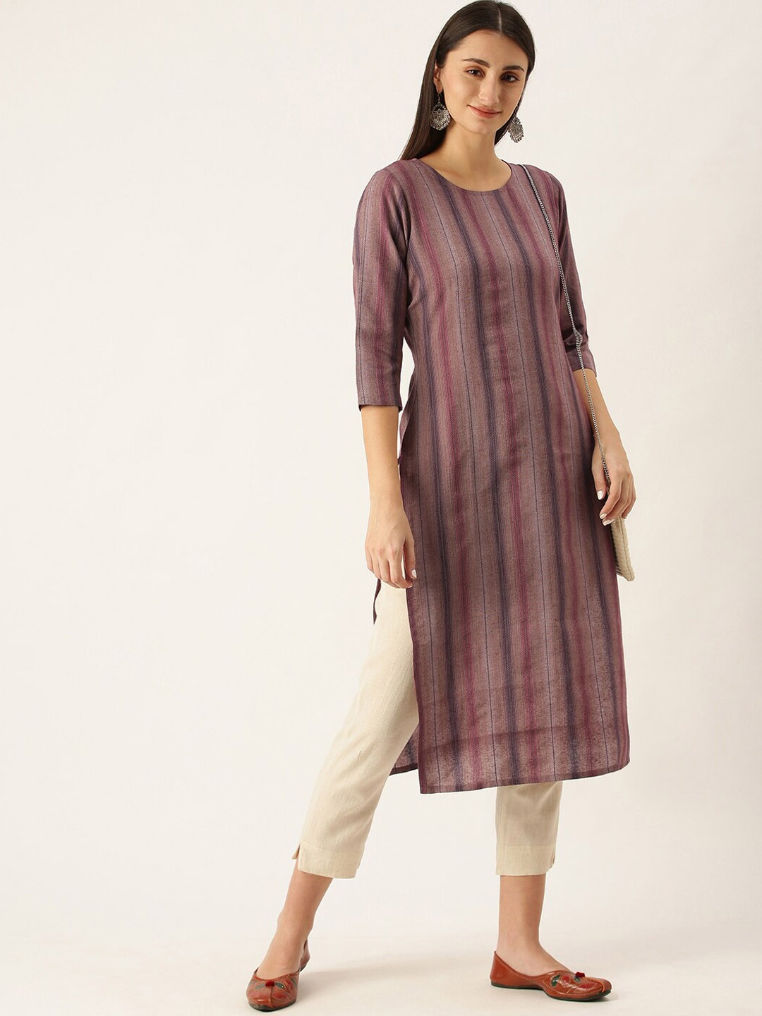 

HRITIKA Striped Printed Round Neck Three-Quarter Sleeves Straight Kurta, Brown