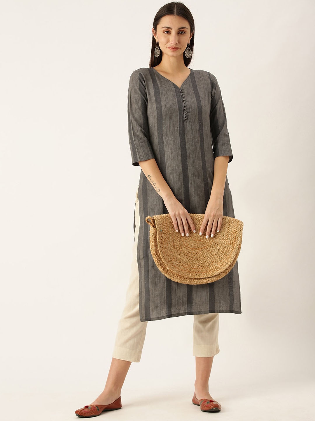 

HRITIKA Striped Straight Kurta, Grey