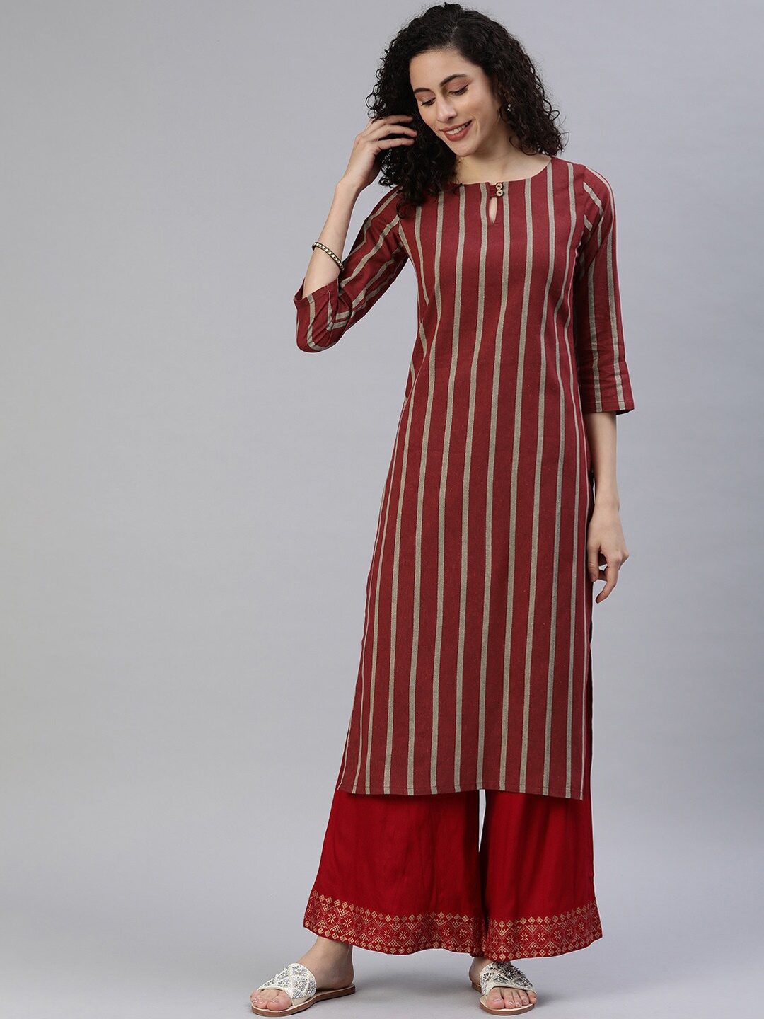 

HRITIKA Striped Keyhole Neck Kurta, Maroon