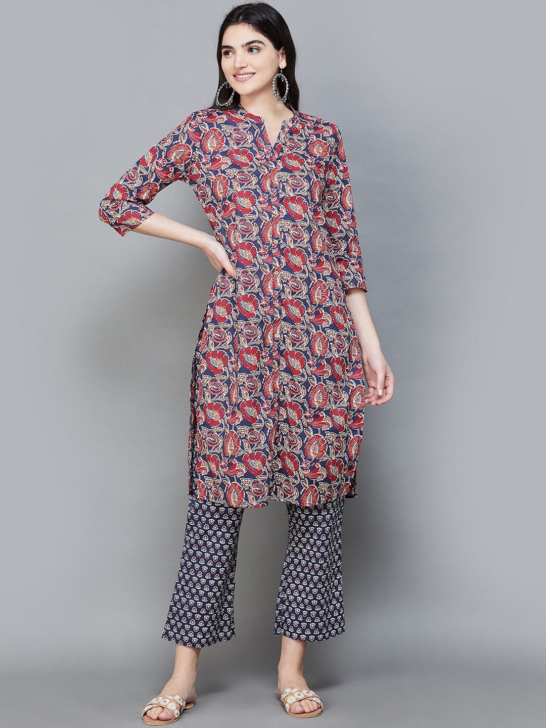 

Melange by Lifestyle Floral Printed Pure Cotton Straight Kurta with Trouser, Violet