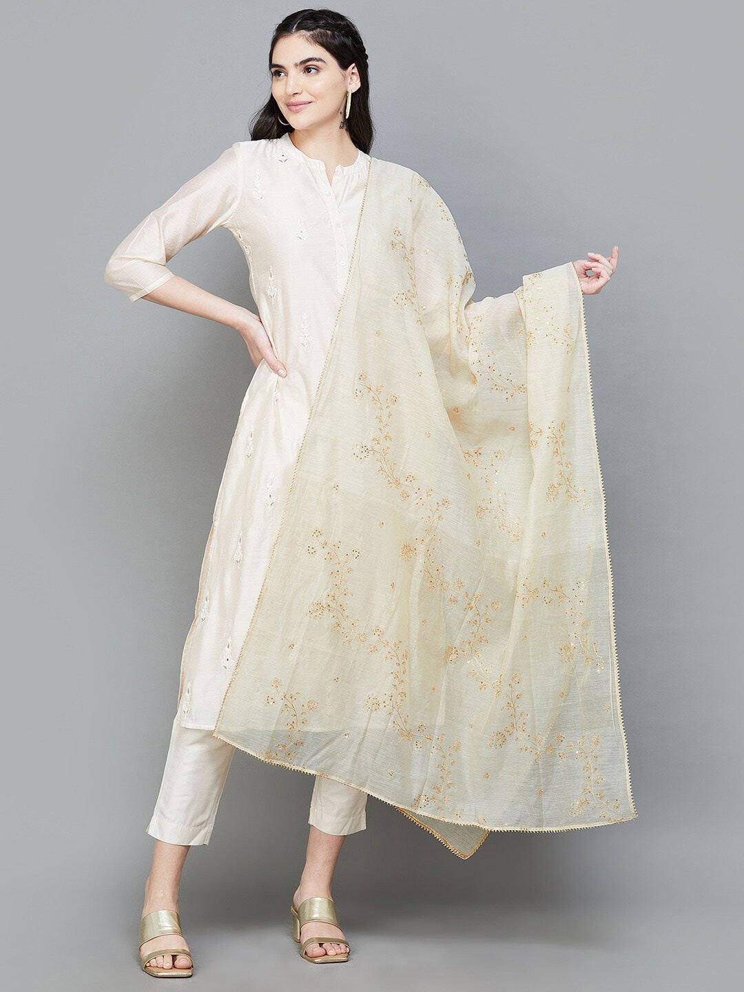 

Melange by Lifestyle Floral Embroidered Dupatta, Beige