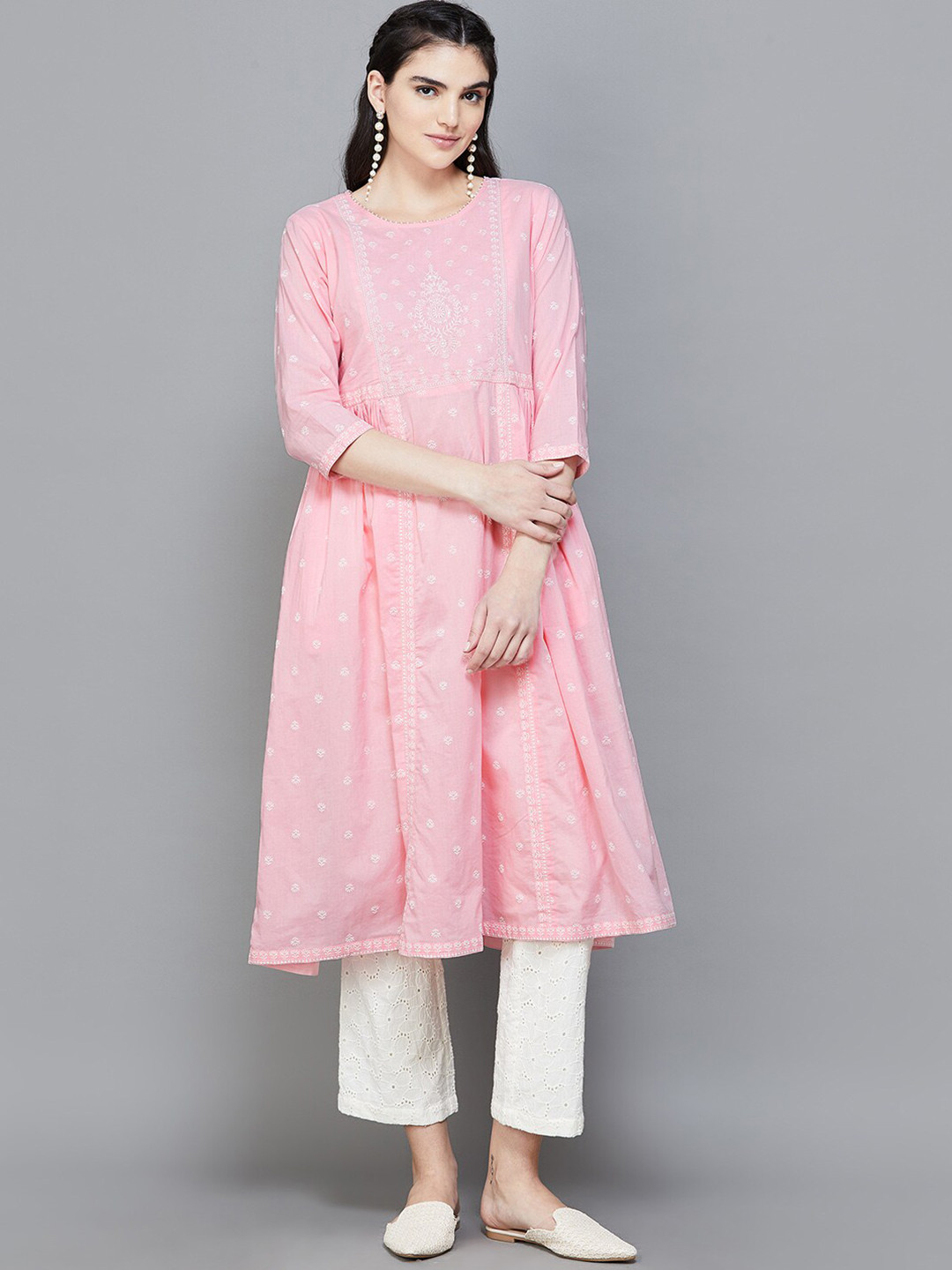 

Melange by Lifestyle Women Geometric Striped Keyhole Neck Flared Sleeves Gotta Patti Anarkali Kurta, Pink