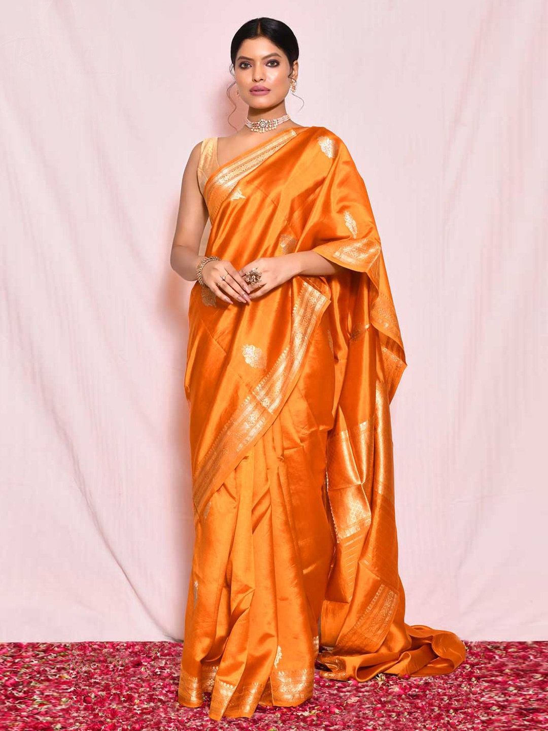 

Rasm by Muskaan Ethnic Motifs Woven Design Zari Pure Silk Saree, Orange