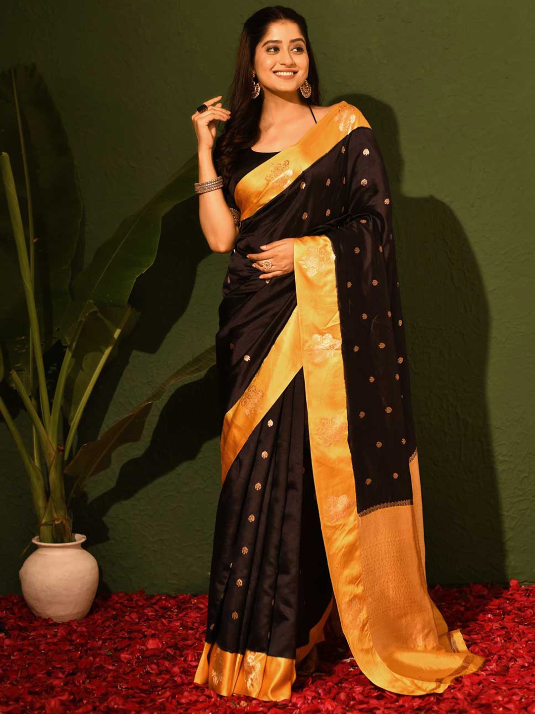 

Rasm by Muskaan Ethnic Motifs Woven Design Zari Pure Silk Saree, Black