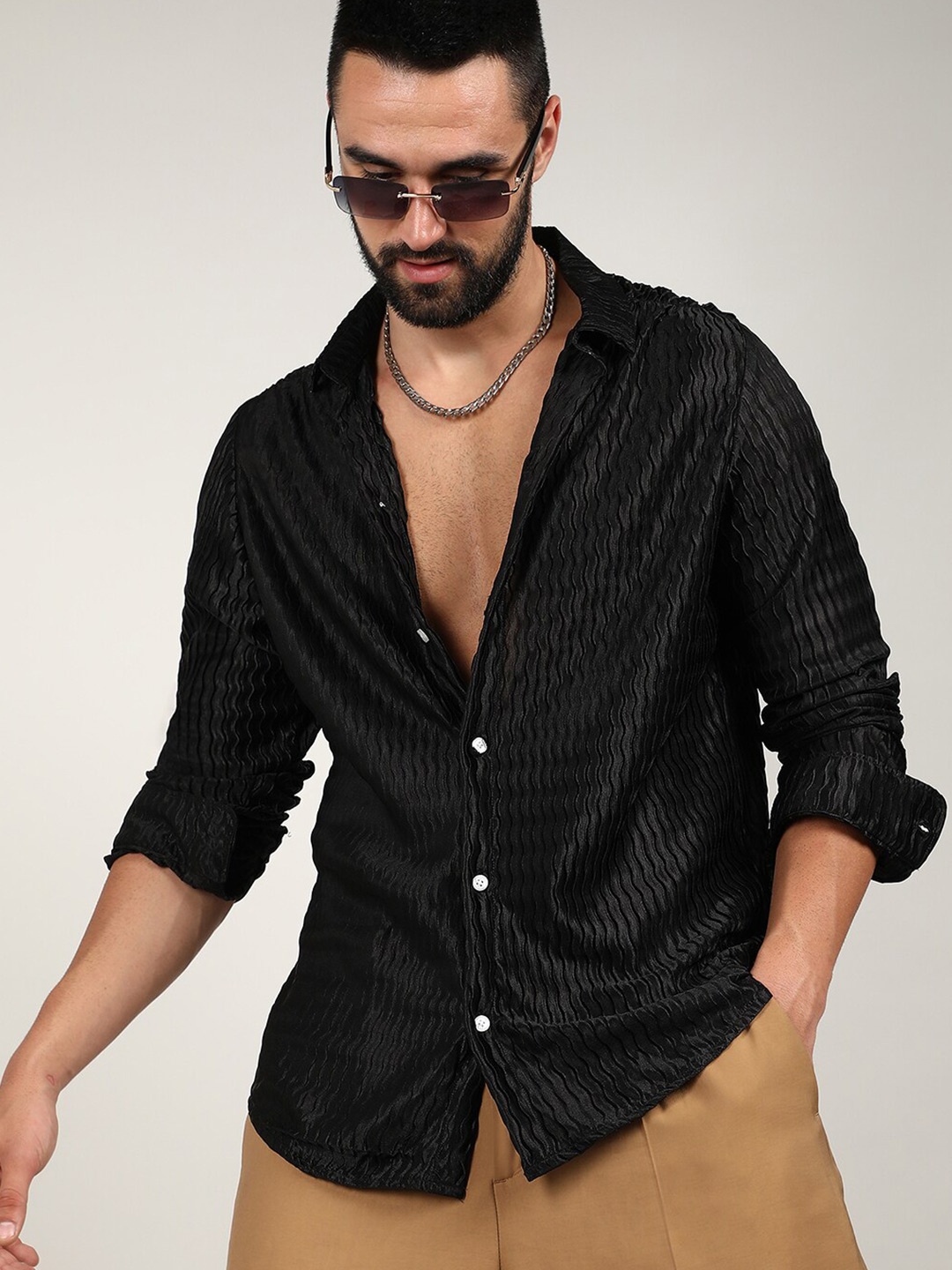 

Campus Sutra Curly-Creased Shirt, Black