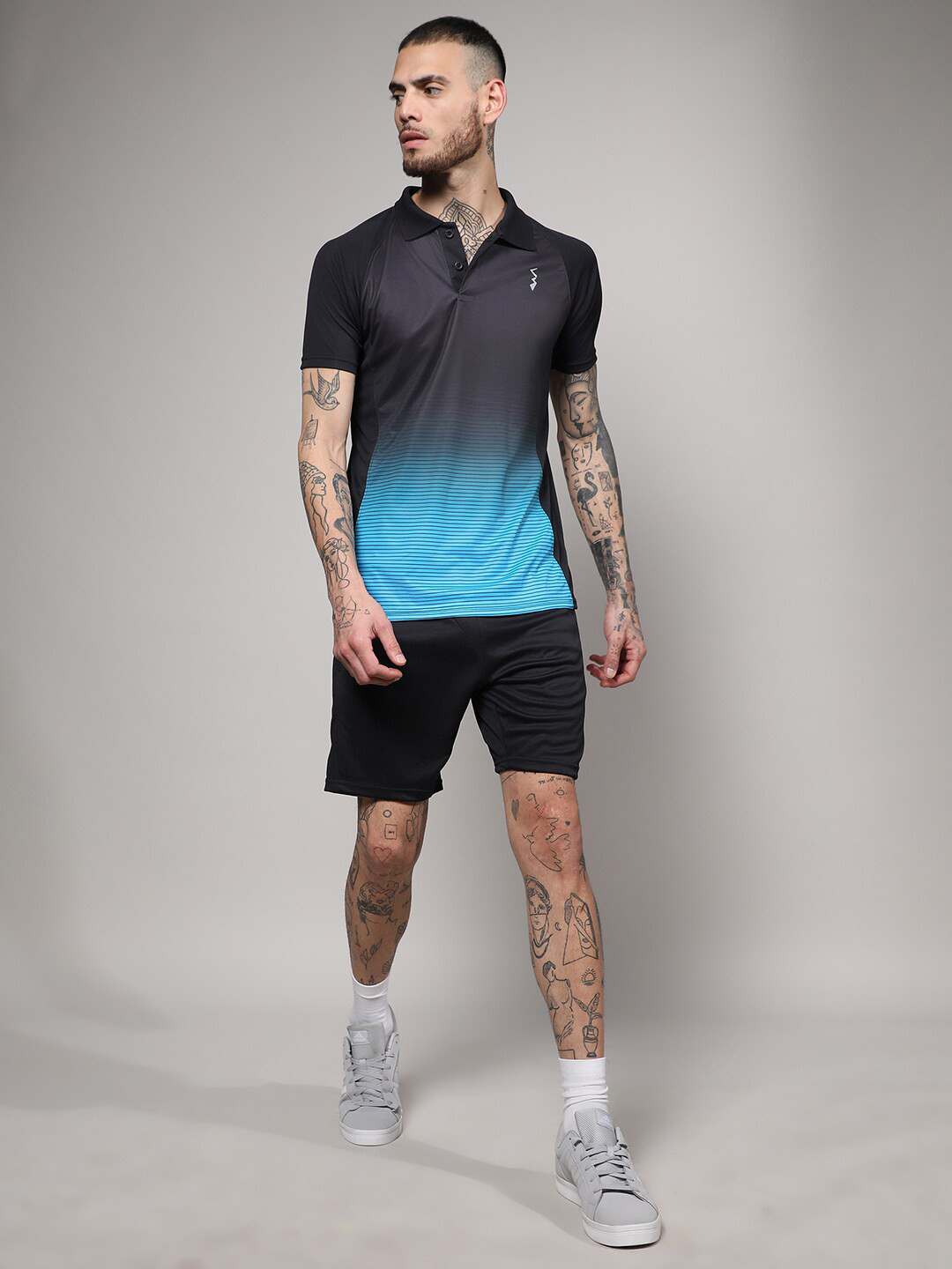 

Campus Sutra Men Dyed Polo Collar Pockets T-shirt, Black