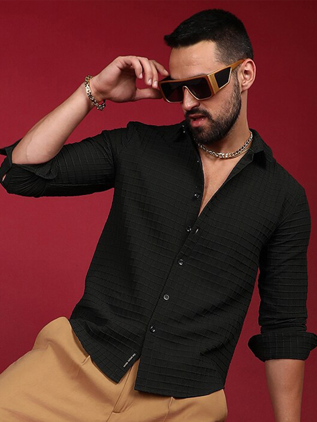 

Campus Sutra Embossed Graph Check Shirt, Black