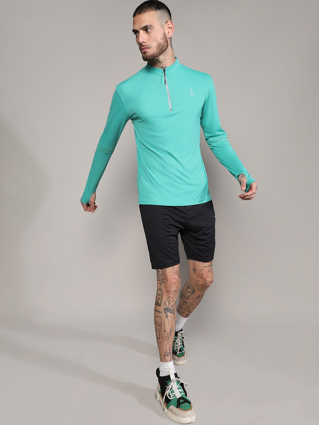 

Campus Sutra Men Polo Collar Pockets T-shirt, Green