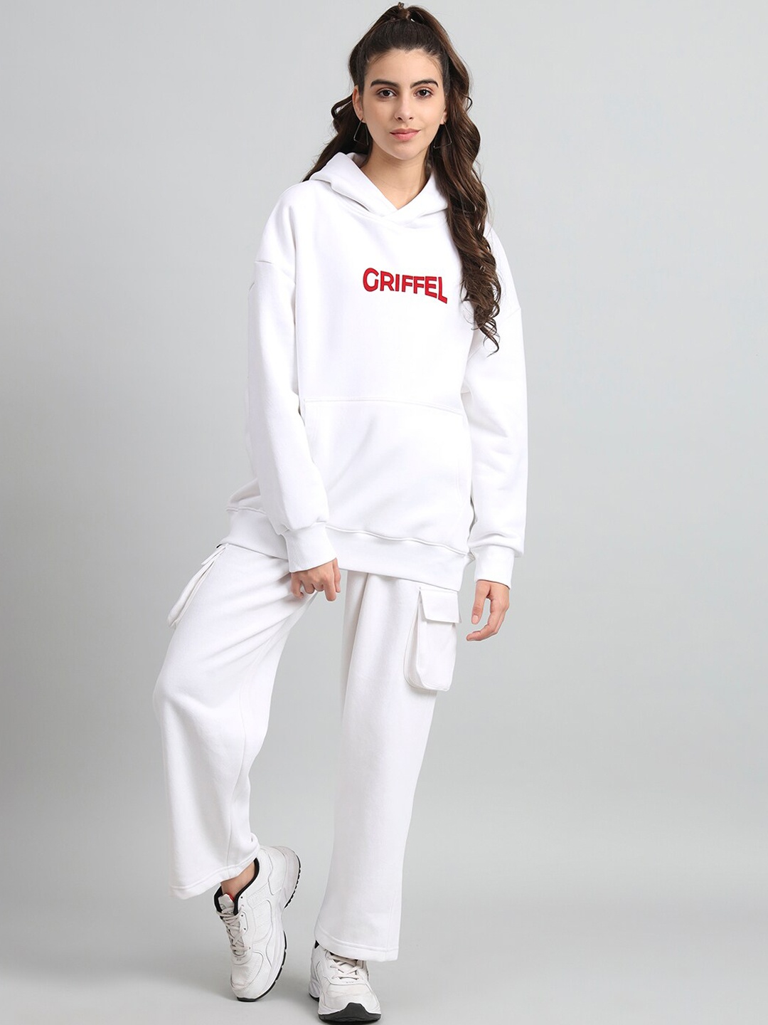

GRIFFEL Typography Printed Hood Sweatshirt & Track Pant, White
