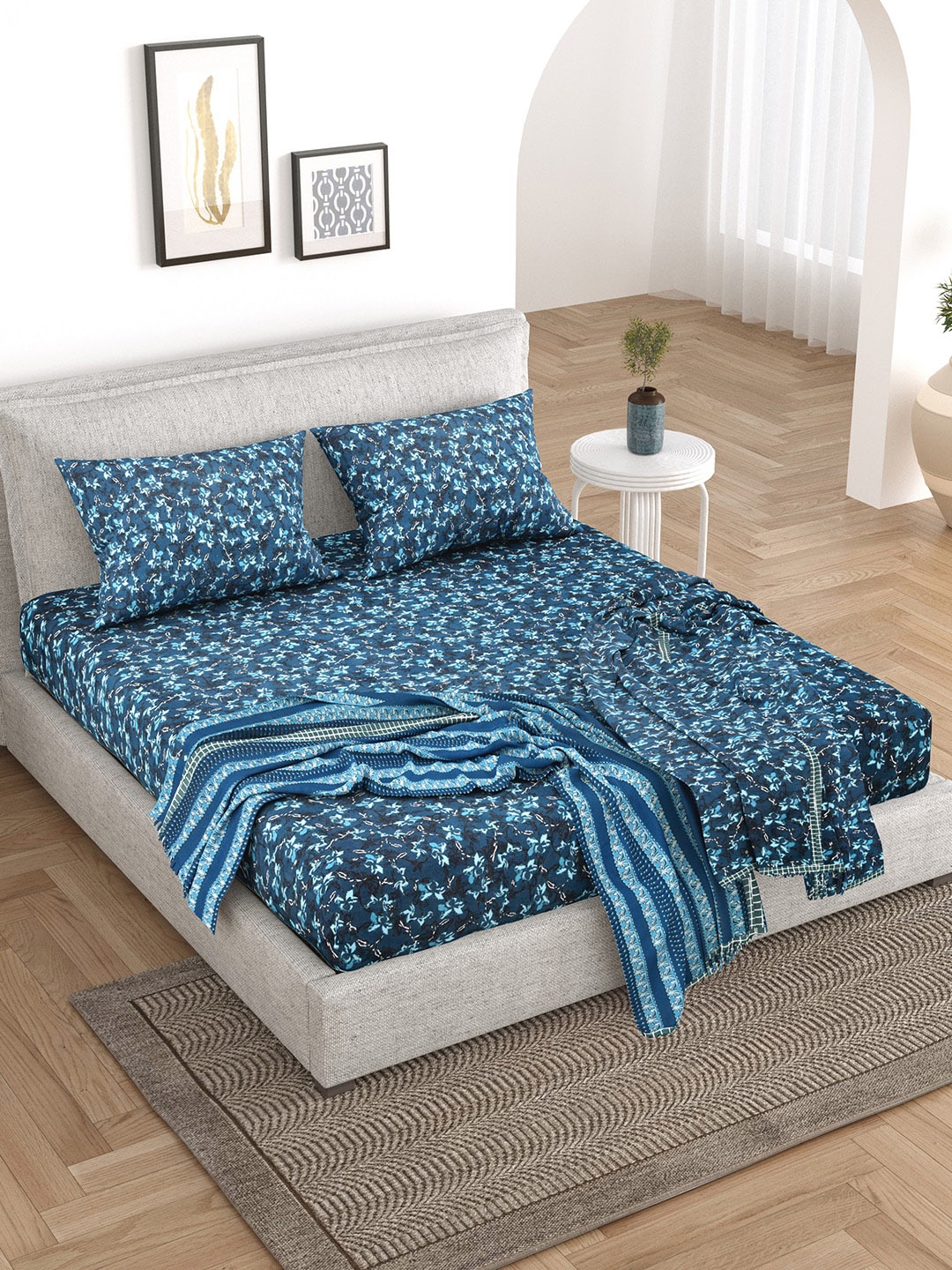 

BELLA CASA Blue & White 5 Pieces Floral Cotton Double King Superfine Bedding Set