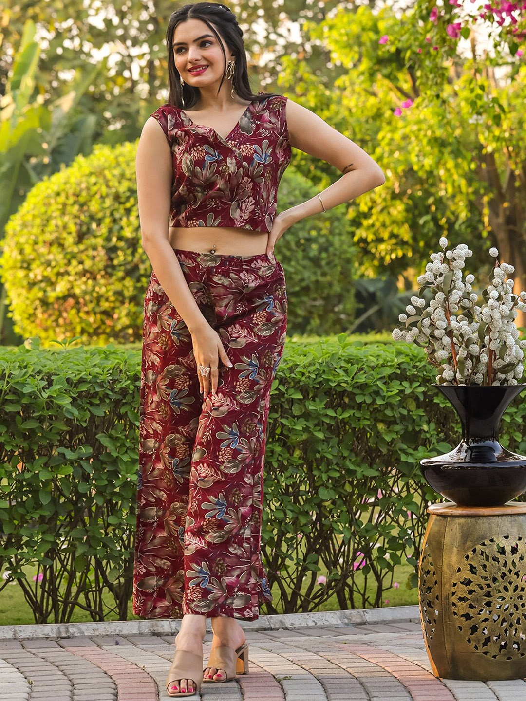 

Tikhi Imli Maroon Printed V-Neck Top & Flared Palazzo