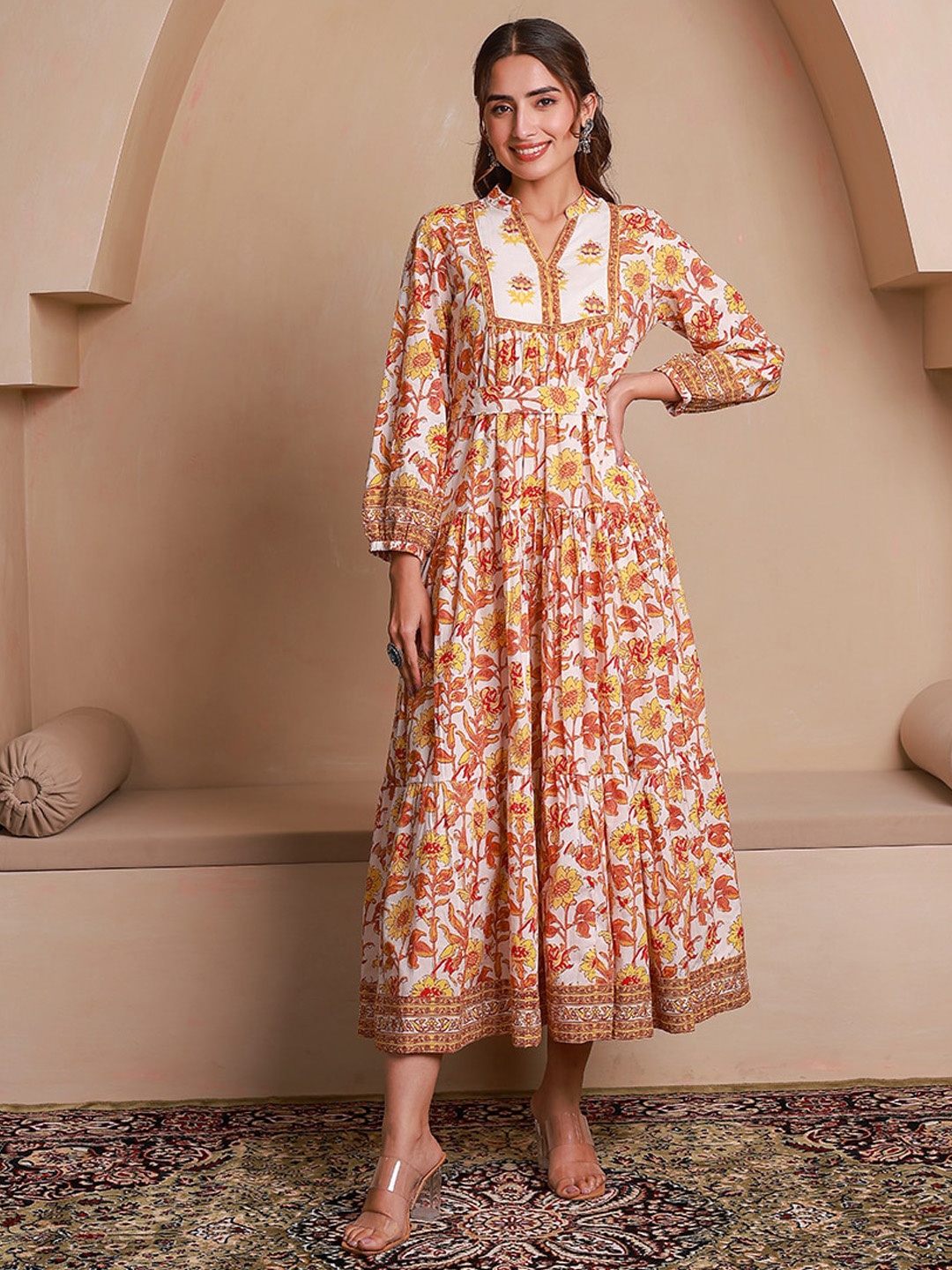 

GULAB CHAND TRENDS Chevron Printed Flared Sleeves Thread Work Belted Detail Anarkali Kurta, Yellow