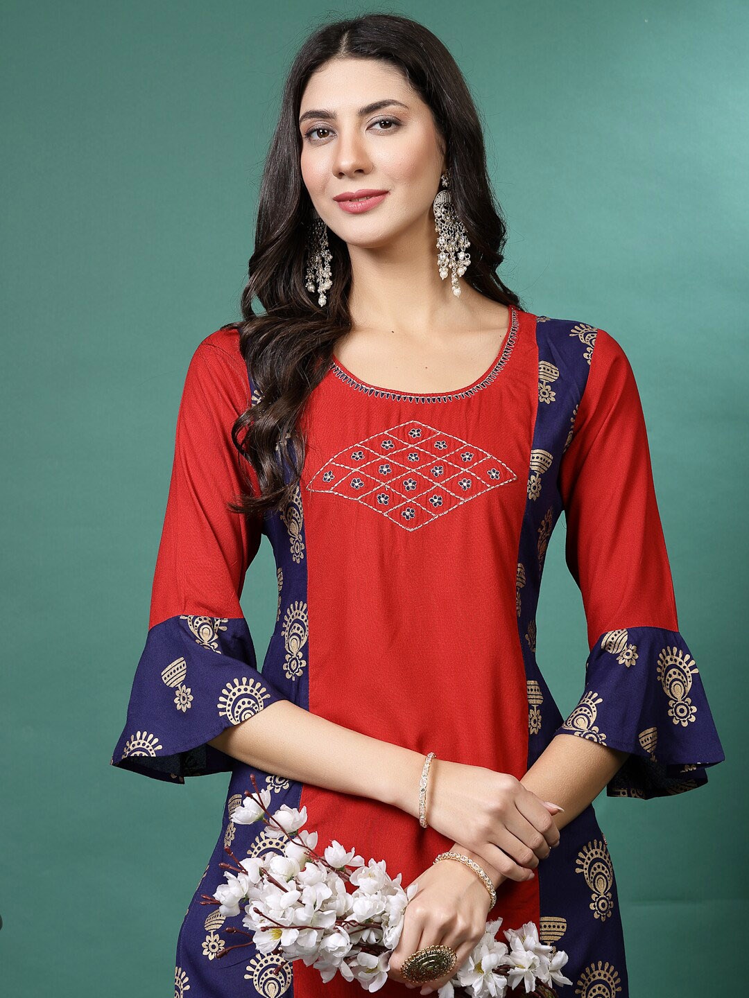 

Sangria Floral Embroidered Straight Kurta, Red