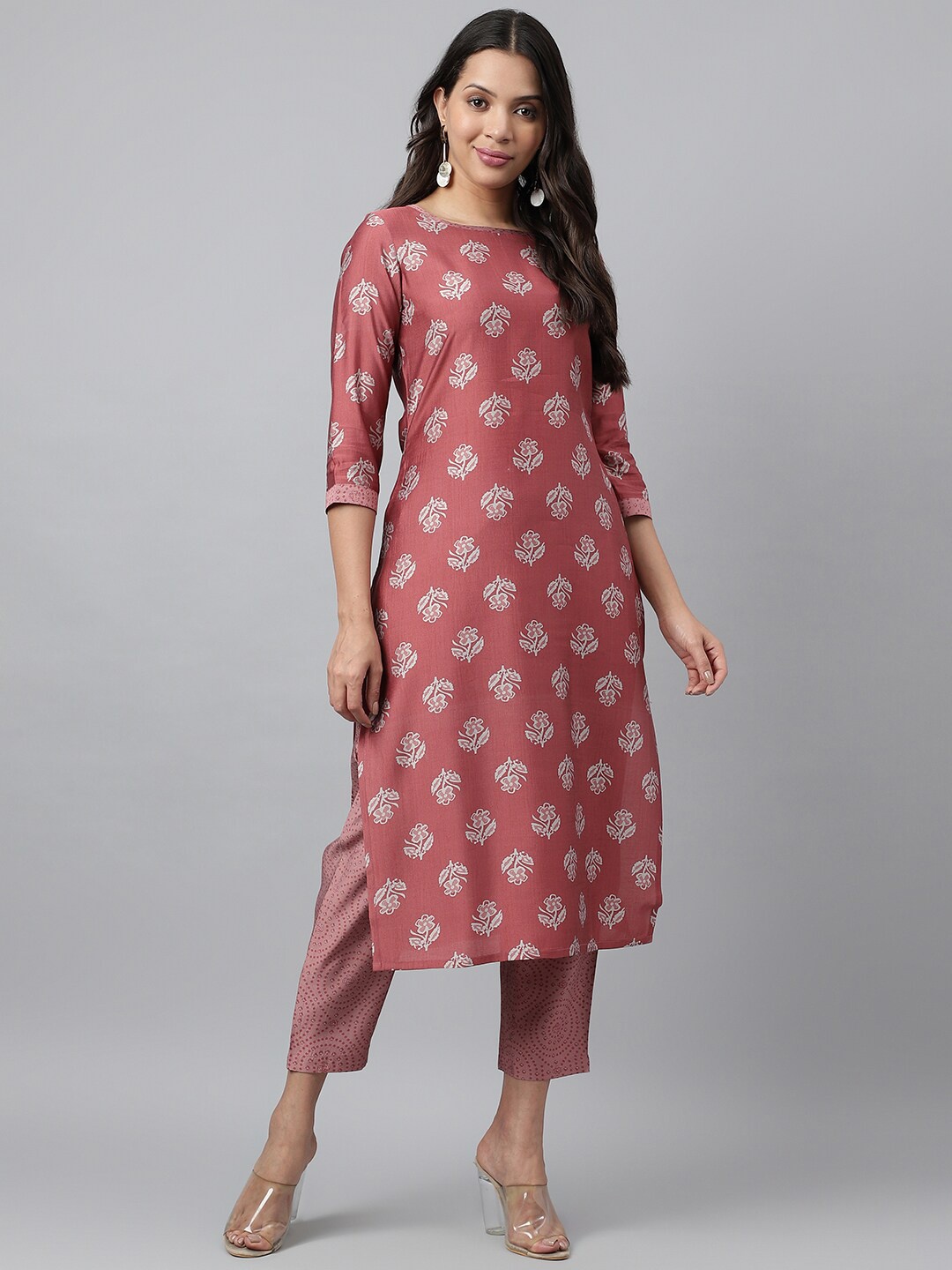

HRITIKA Floral Printed Round Neck Straight Kurta With Trouser, Pink