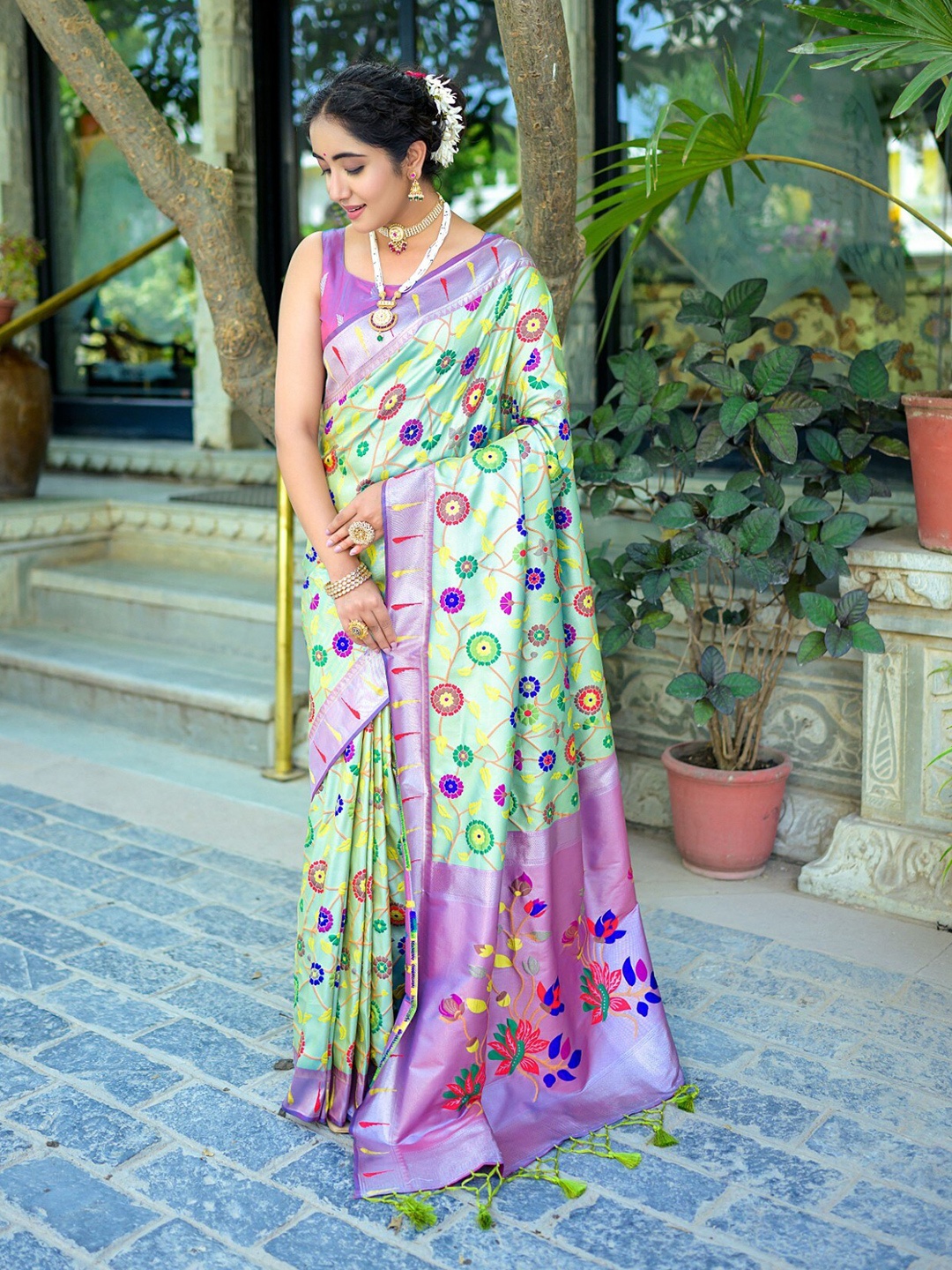 

LeeliPeeri Designer Ethnic Motif Woven Design Zari Paithani Saree, Sea green