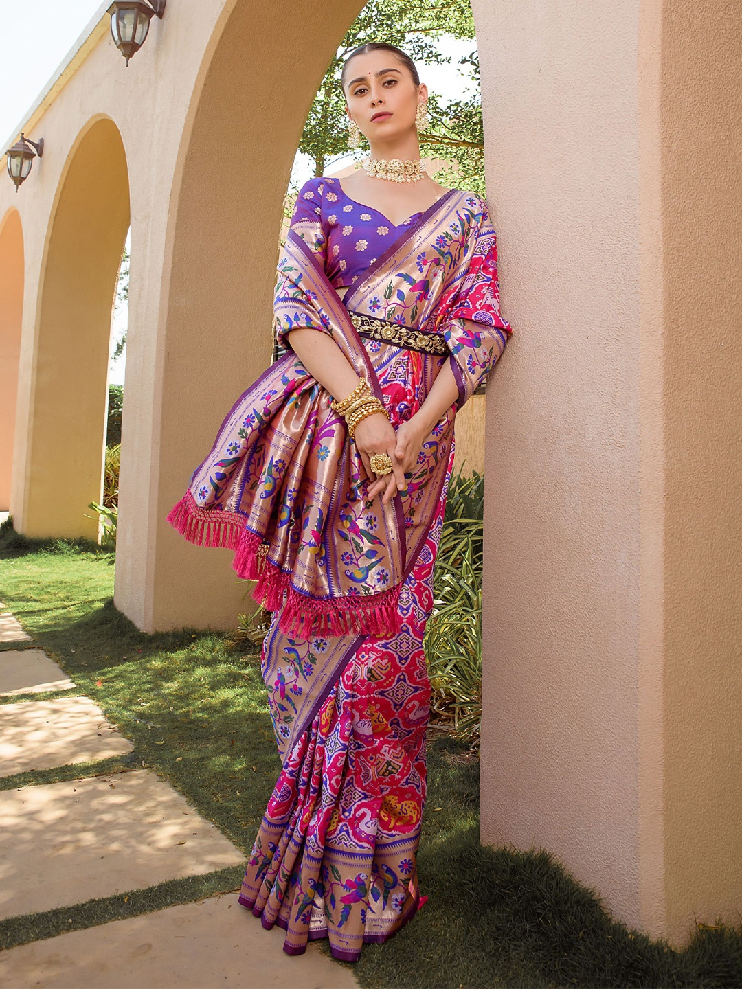 

LeeliPeeri Designer Woven Design Zari Patola Saree, Magenta