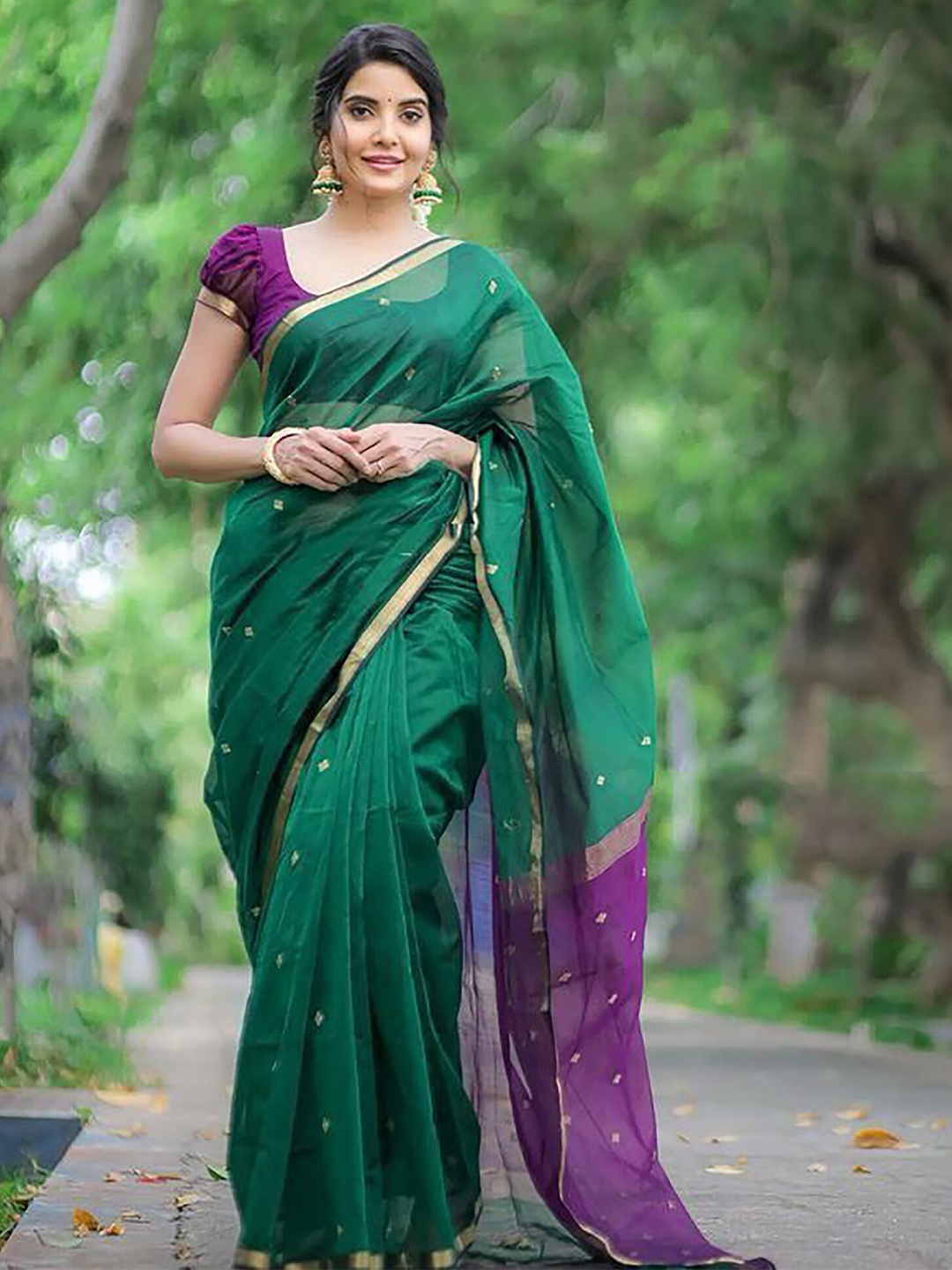 

Anjaneya Sarees Ethnic Woven Design Zari Banarasi Saree, Green