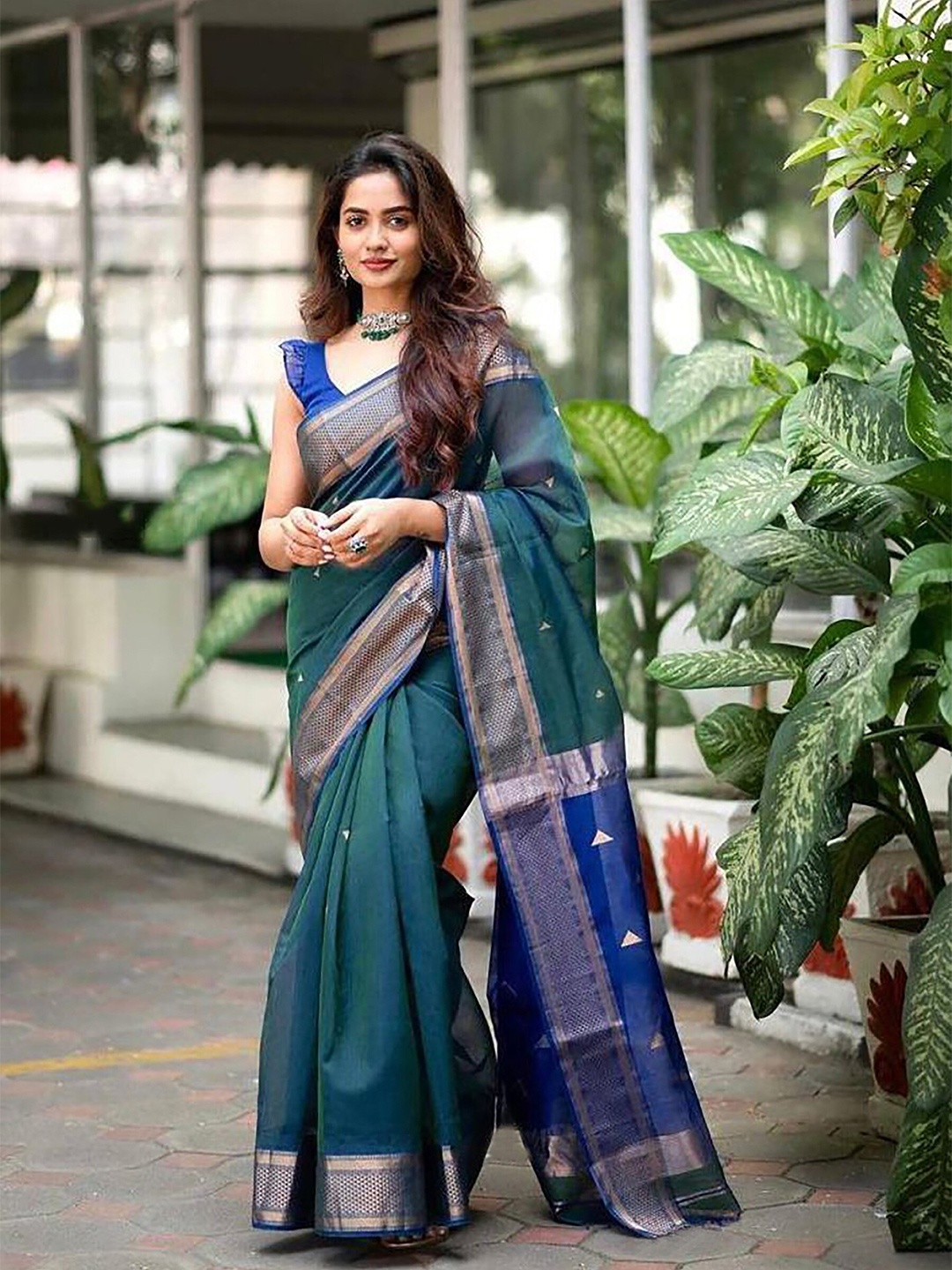 

Anjaneya Sarees Woven Design Zari Silk Blend Banarasi Saree, Teal