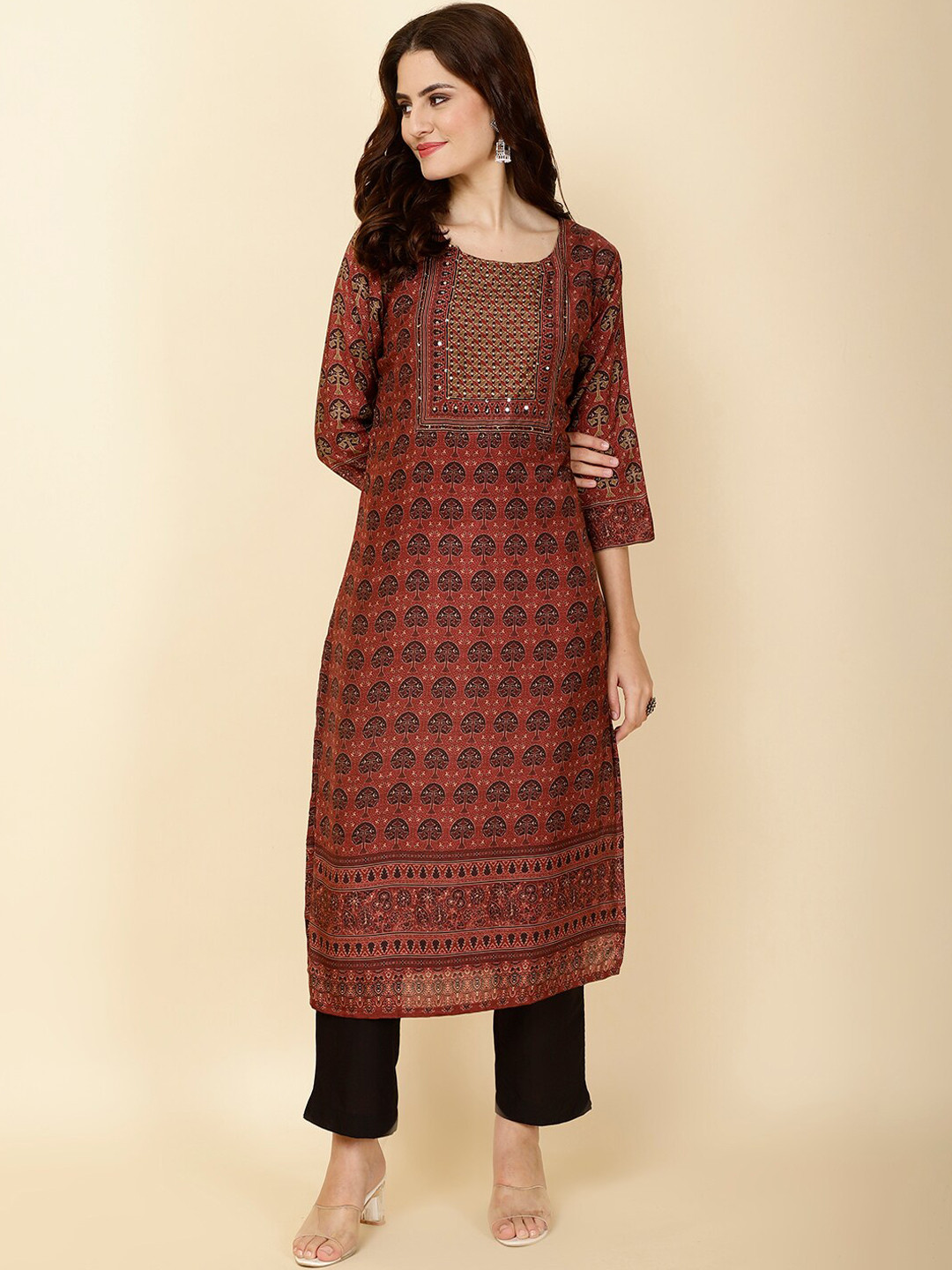 

Meena Bazaar Ethnic Motifs Printed Sequinned Kurta, Maroon