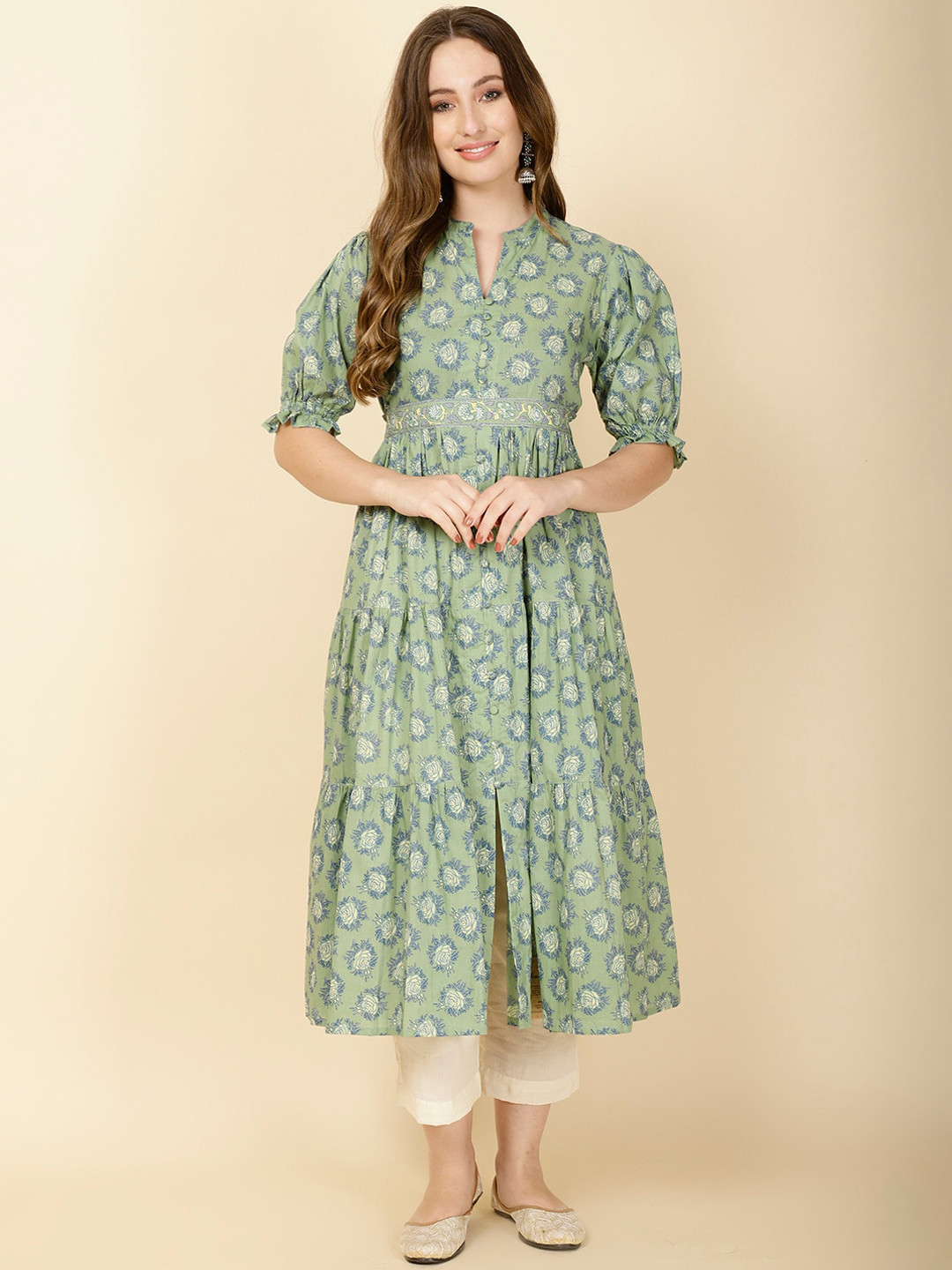 

Meena Bazaar Women Ethnic Motifs Printed Sequinned Kurta, Green
