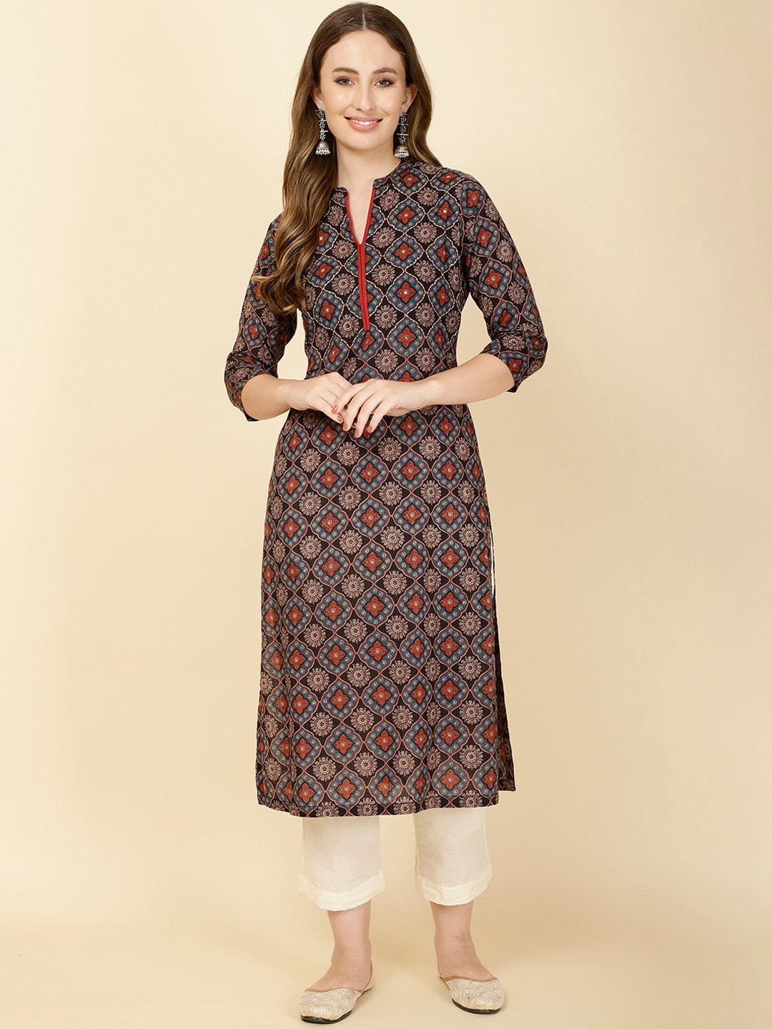

Meena Bazaar Women Floral Printed Thread Work Anarkali Kurta, Blue