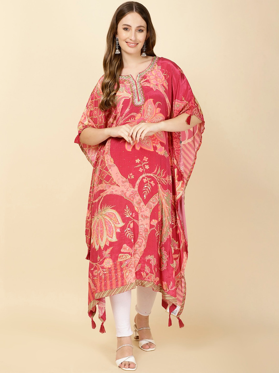 

Meena Bazaar Women Dyed Flared Sleeves Sequinned Crepe Kaftan Kurta, Magenta