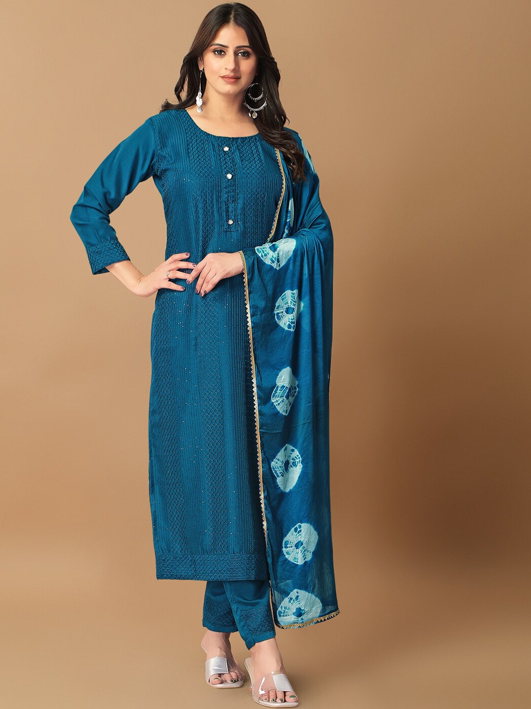 

STH Geometric Embroidered Kurta & Trousers With Dupatta, Turquoise blue