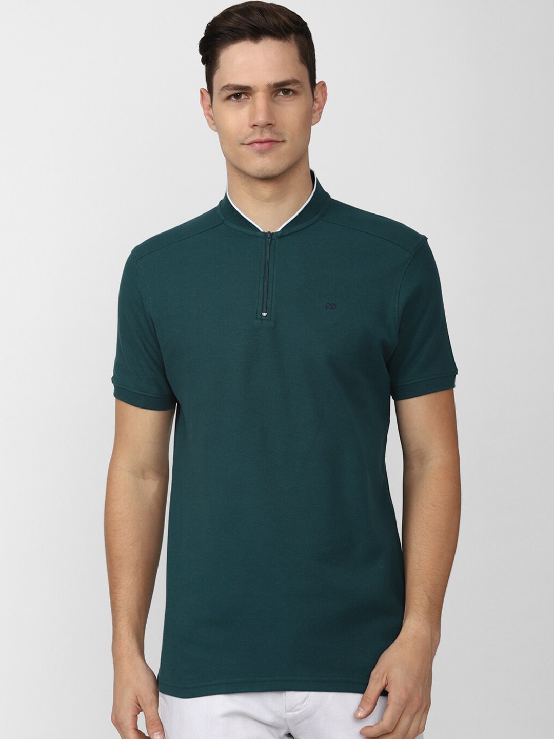 

Peter England Casuals Men Mandarin Collar Slim Fit T-shirt, Green