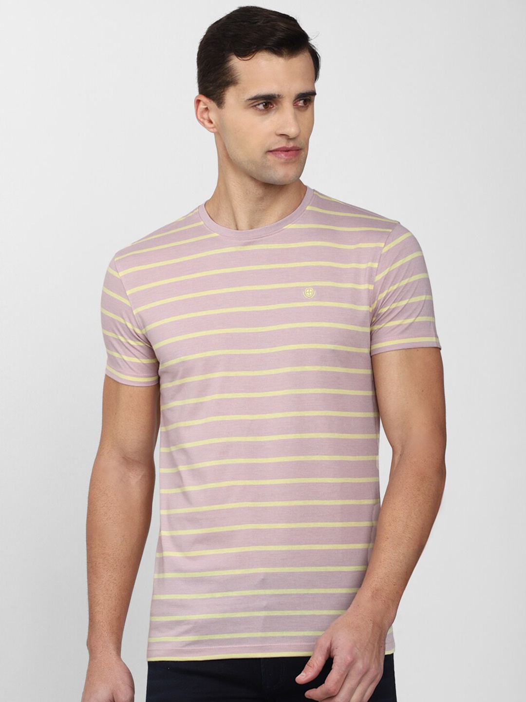 

PETER ENGLAND UNIVERSITY Men Striped V-Neck Pockets Slim Fit T-shirt, Purple