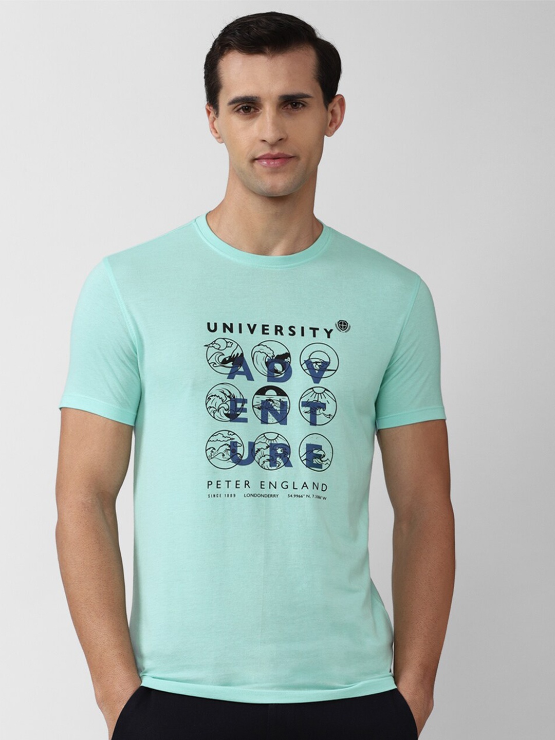 

PETER ENGLAND UNIVERSITY Men Typography Printed Raw Edge Slim Fit T-shirt, Blue