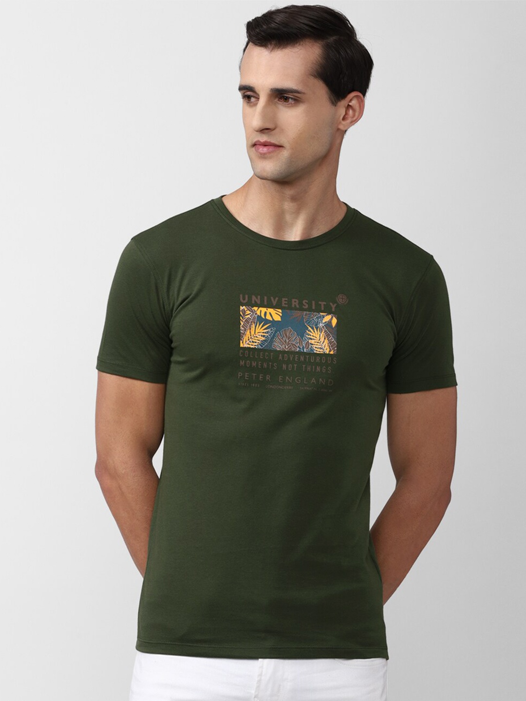 

PETER ENGLAND UNIVERSITY Men Typography Printed Applique Slim Fit T-shirt, Olive