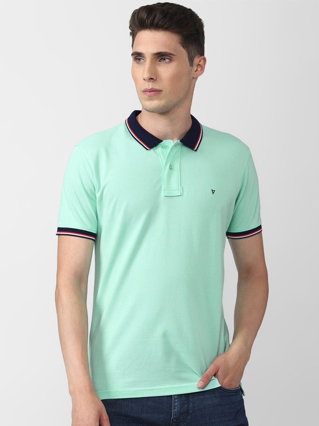 

Van Heusen Sport Men Polo Collar Applique T-shirt, Blue