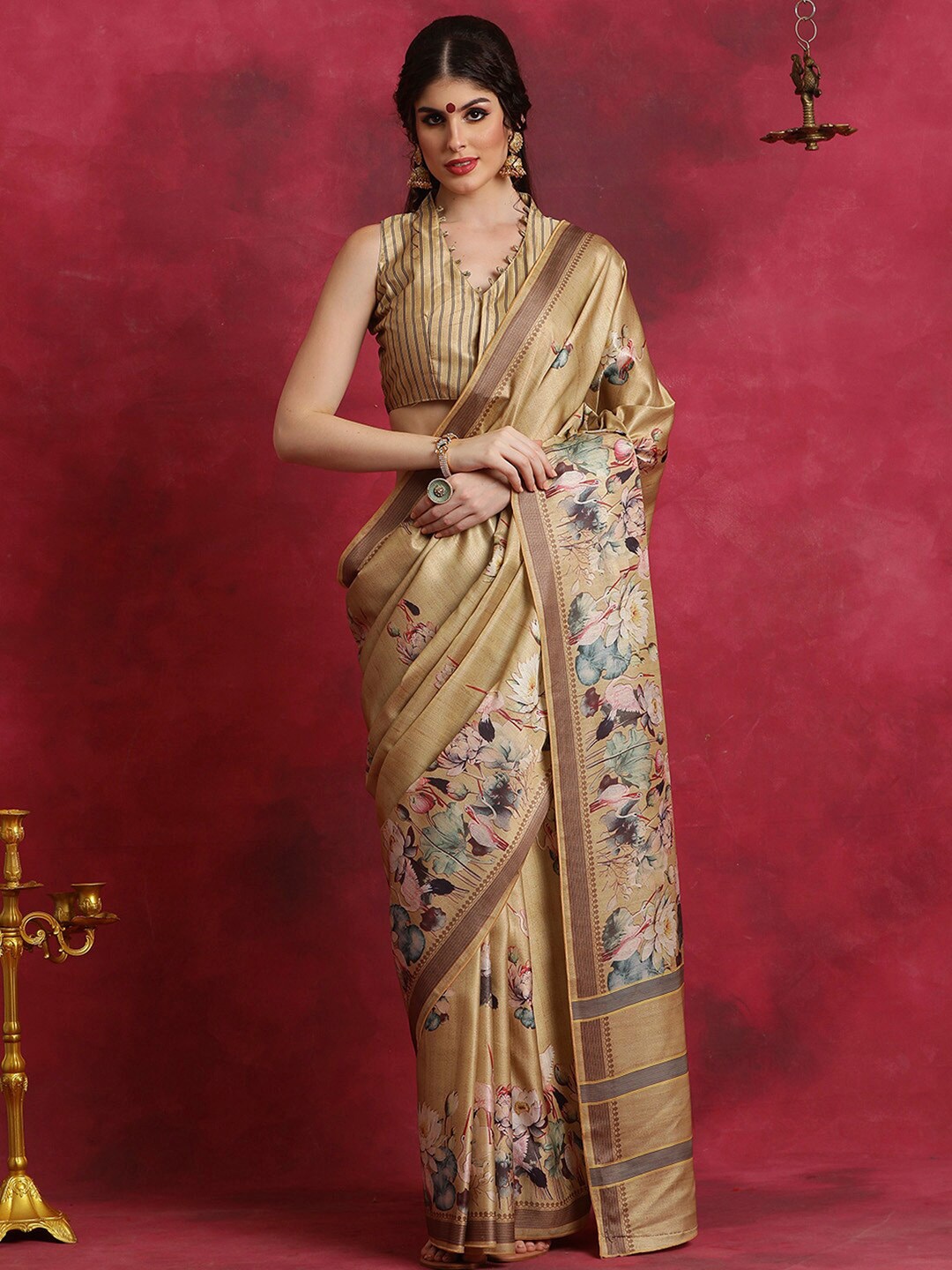

Saree mall Floral Printed Bagh Saree, Beige