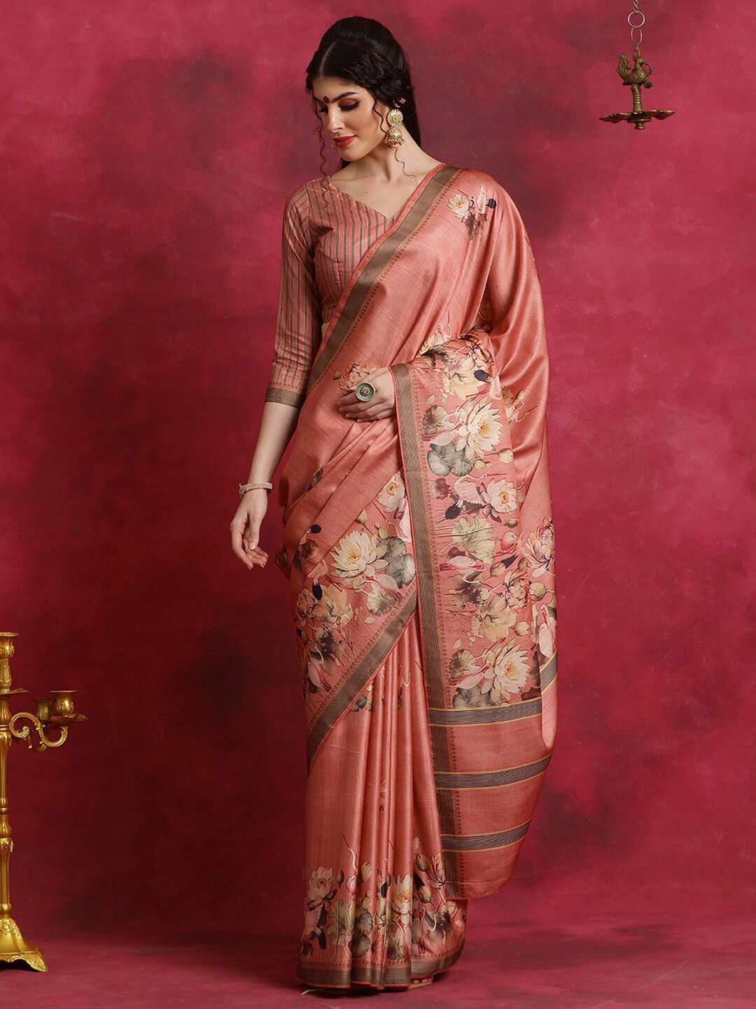 

Saree mall Floral Printed Bagh Sarees, Peach