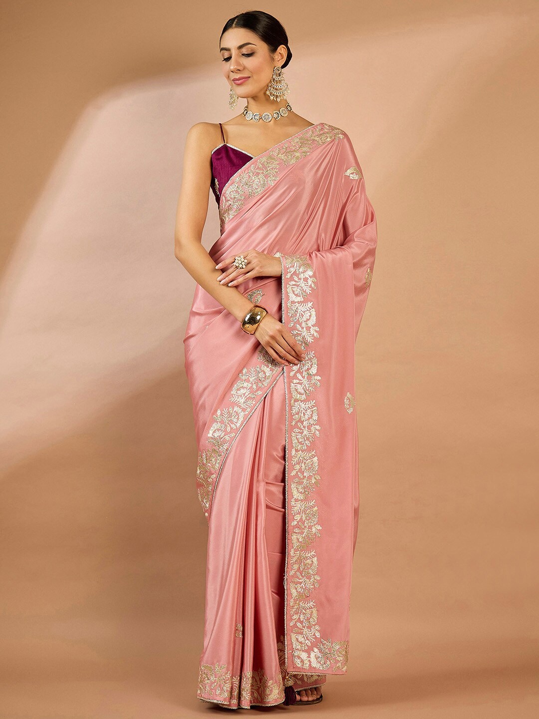 

Saree mall Embellished Gotta Patti Sarees, Peach