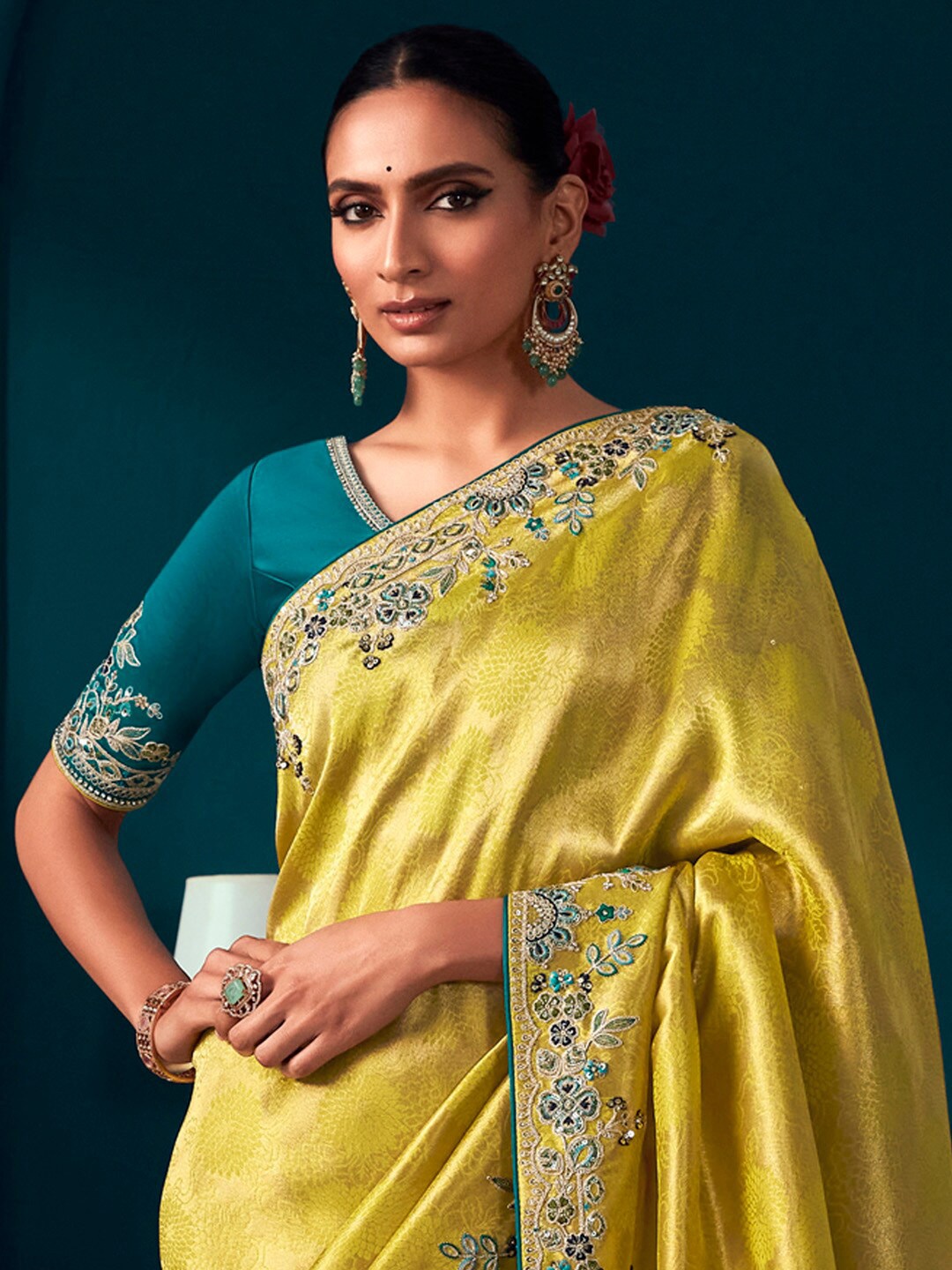 

Mitera Paisley Floral Embroidered Banarasi Saree, Yellow