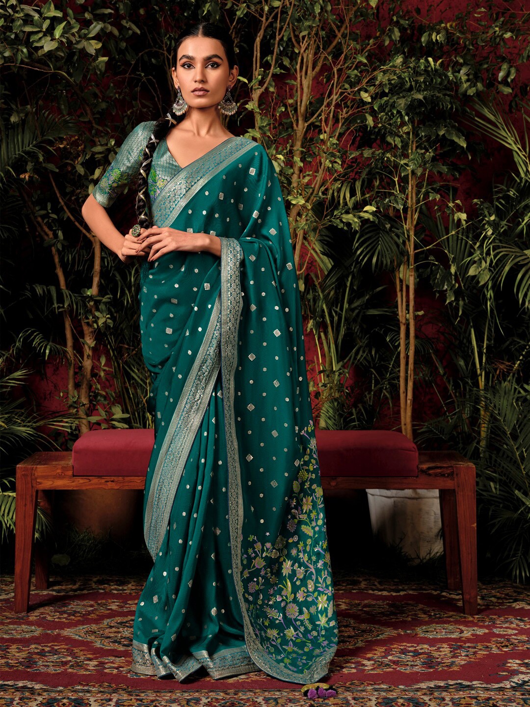 

Mitera Ethnic Motif Woven Design Banarasi Zari Saree, Teal